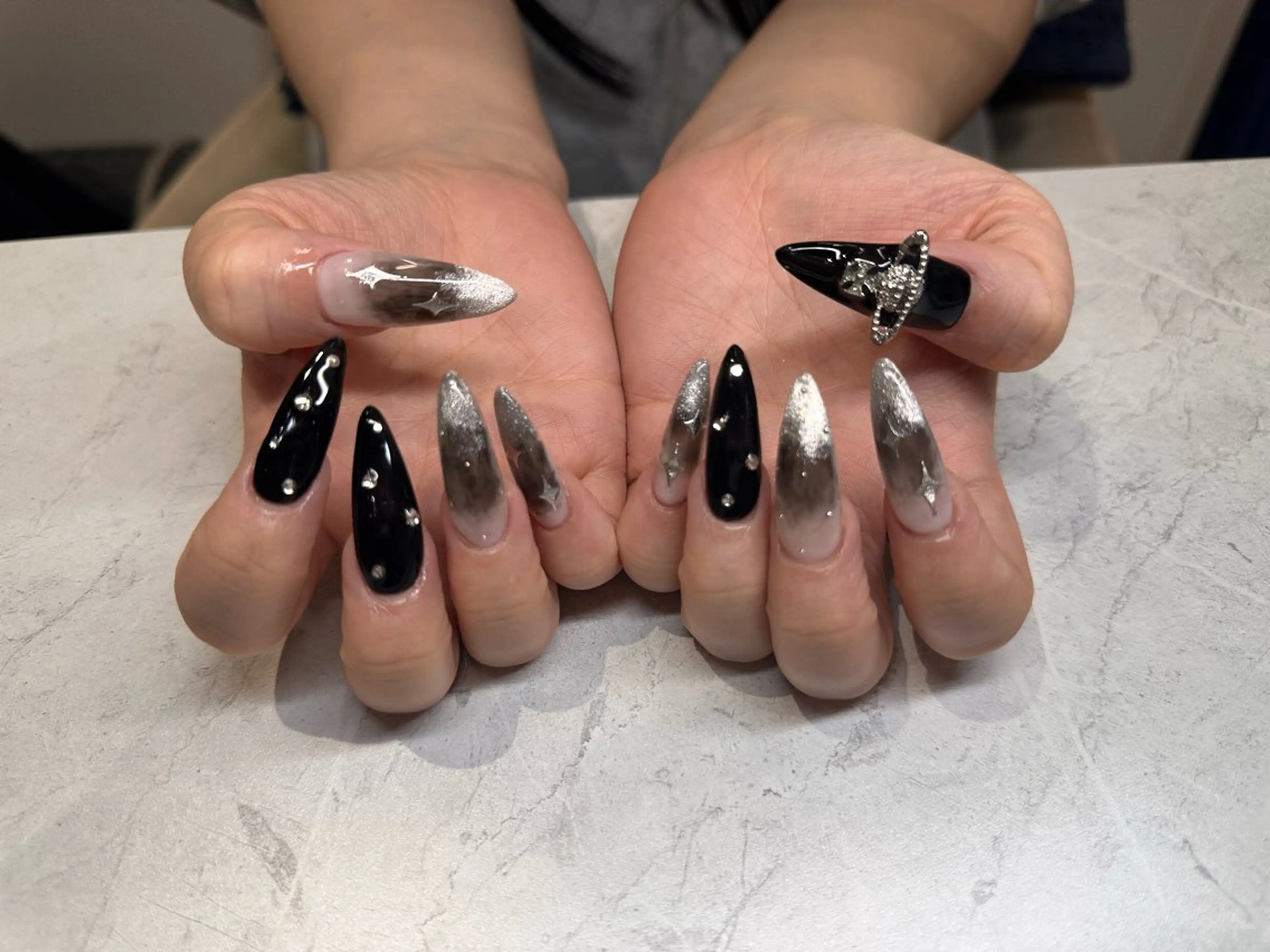 ネイル LAVIAS【 ラヴィアス】yunoのネイルデザイン