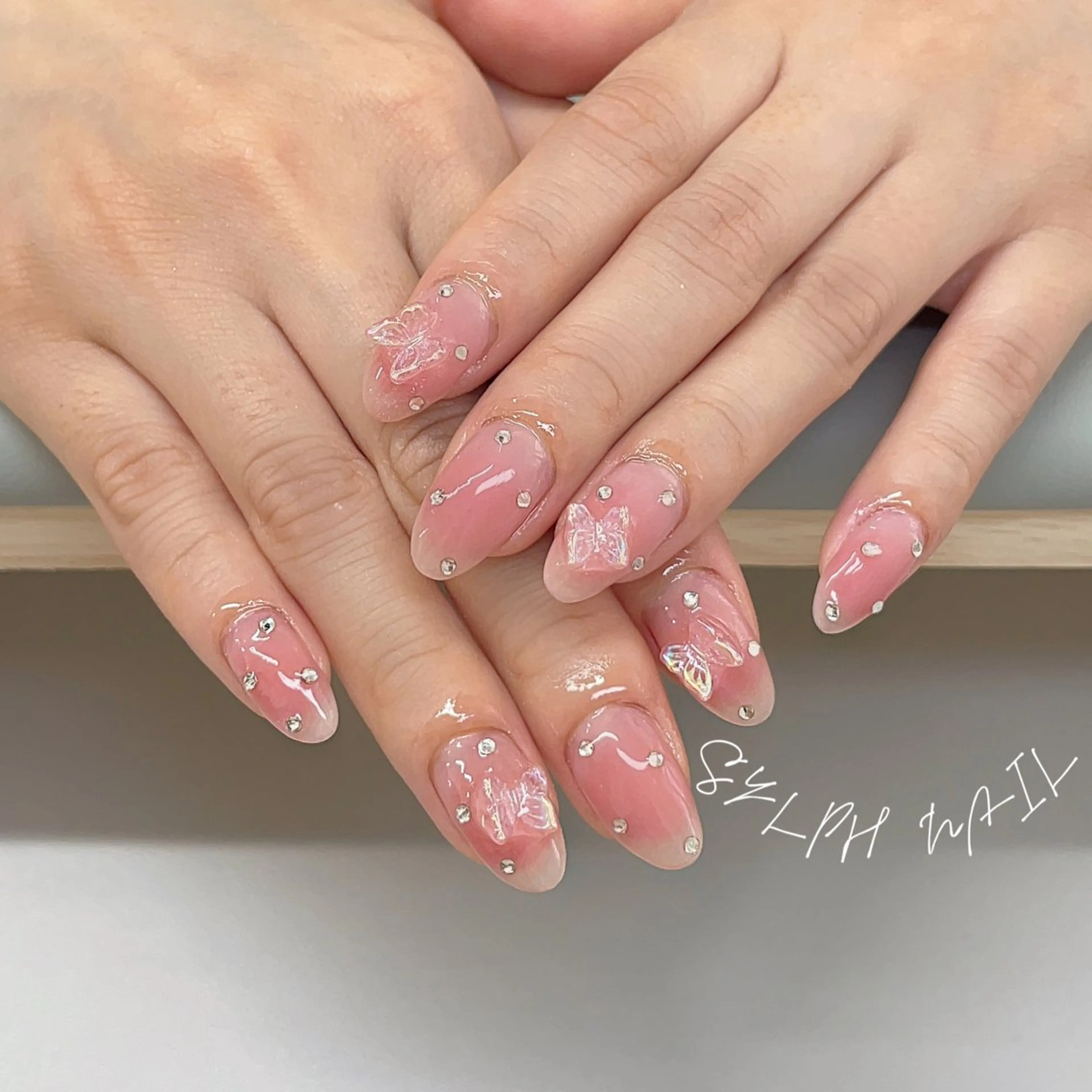 ネイル Trend Nail シルフのネイルデザイン