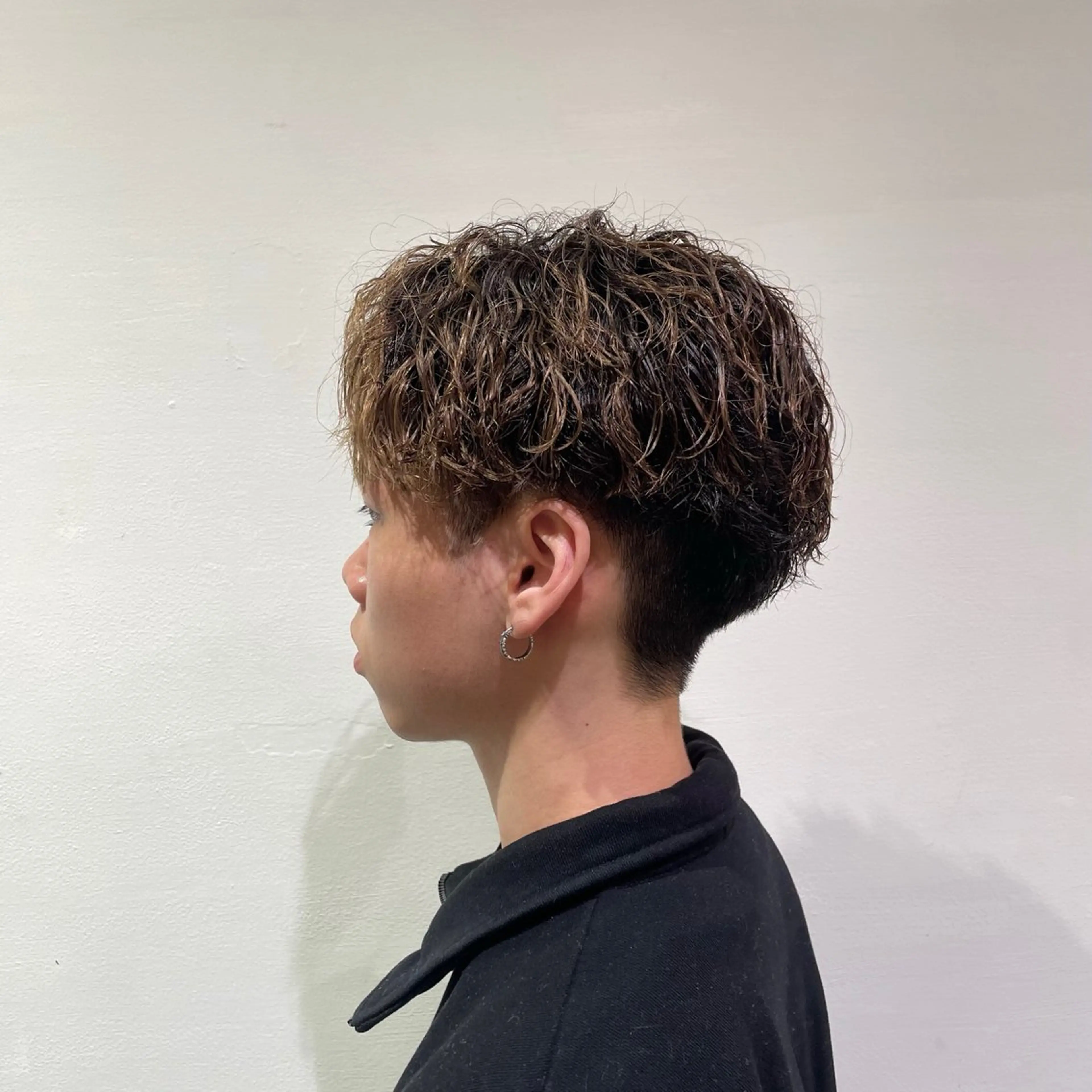 パーマ メンズ カット パーマ ルーズシャドウ/ 波巻き💠大塩威吹のヘアスタイル