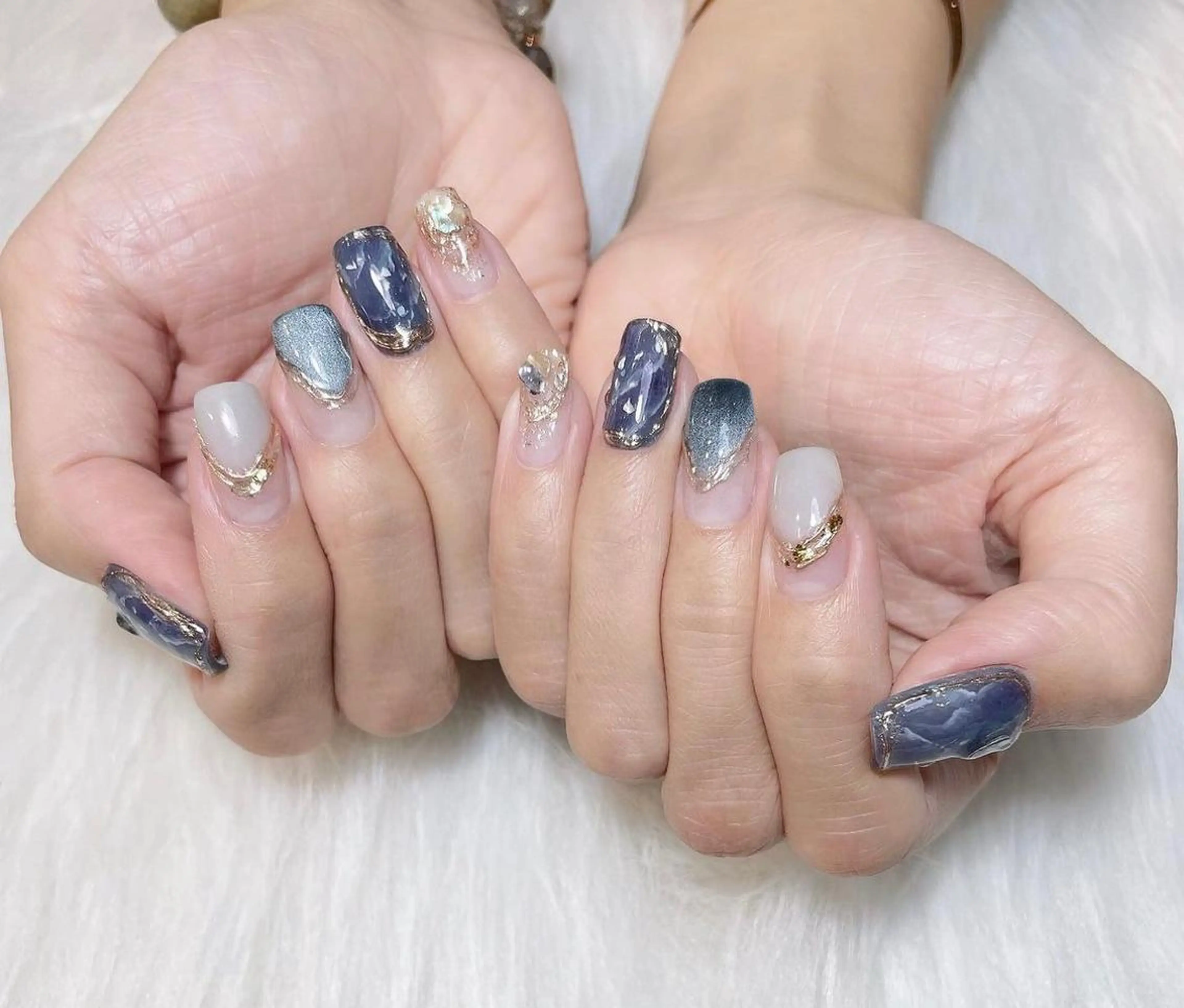 ロング カラー ネイル Q Free nailsのネイルデザイン