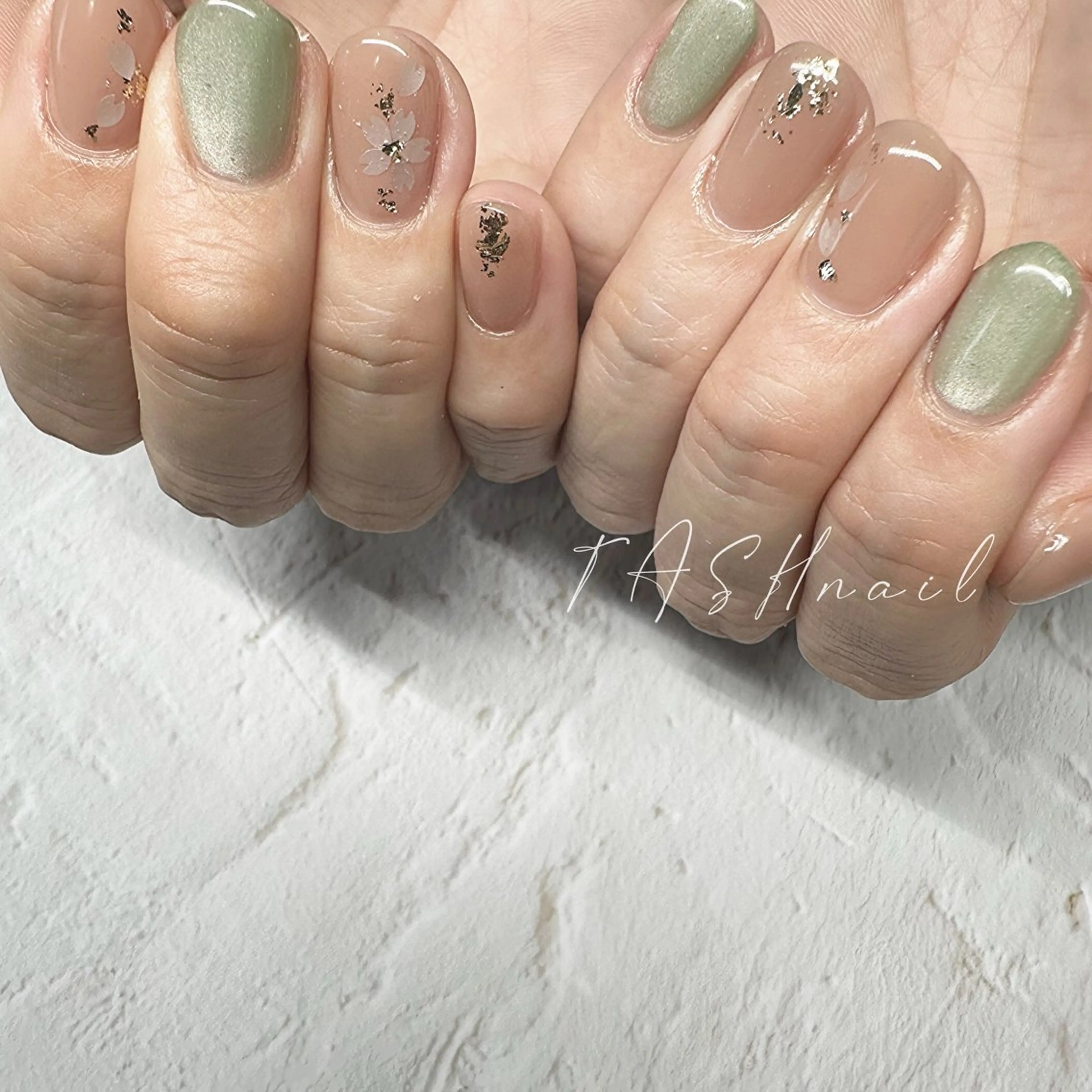 ネイル TASH nailのネイルデザイン