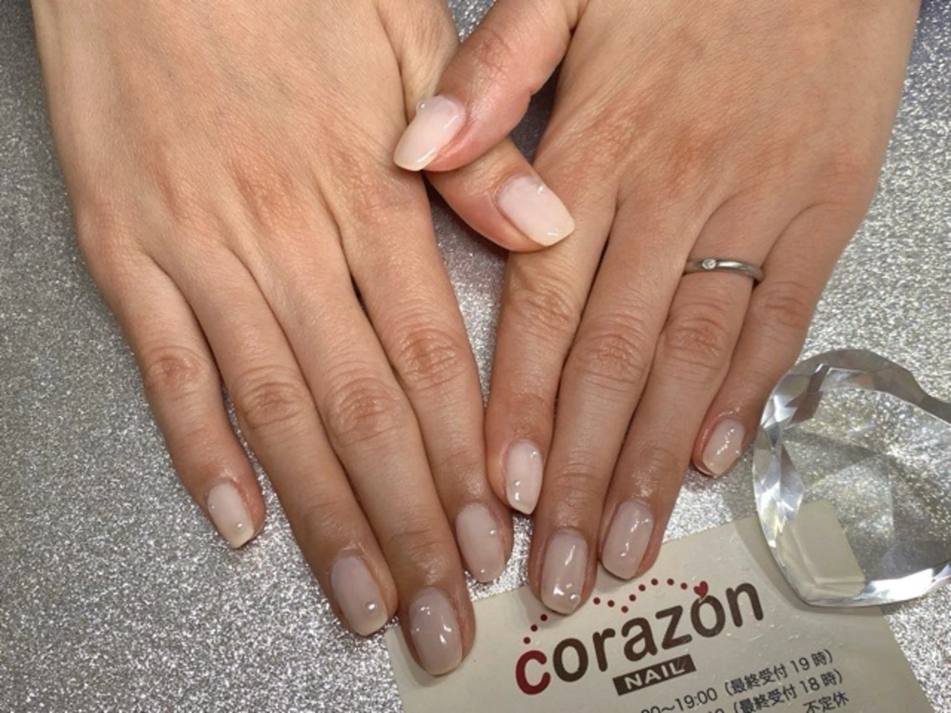 ネイル ジェルネイル ワンカラーネイル ホワイト corazon所属・ネイリスト aicoのネイルデザイン