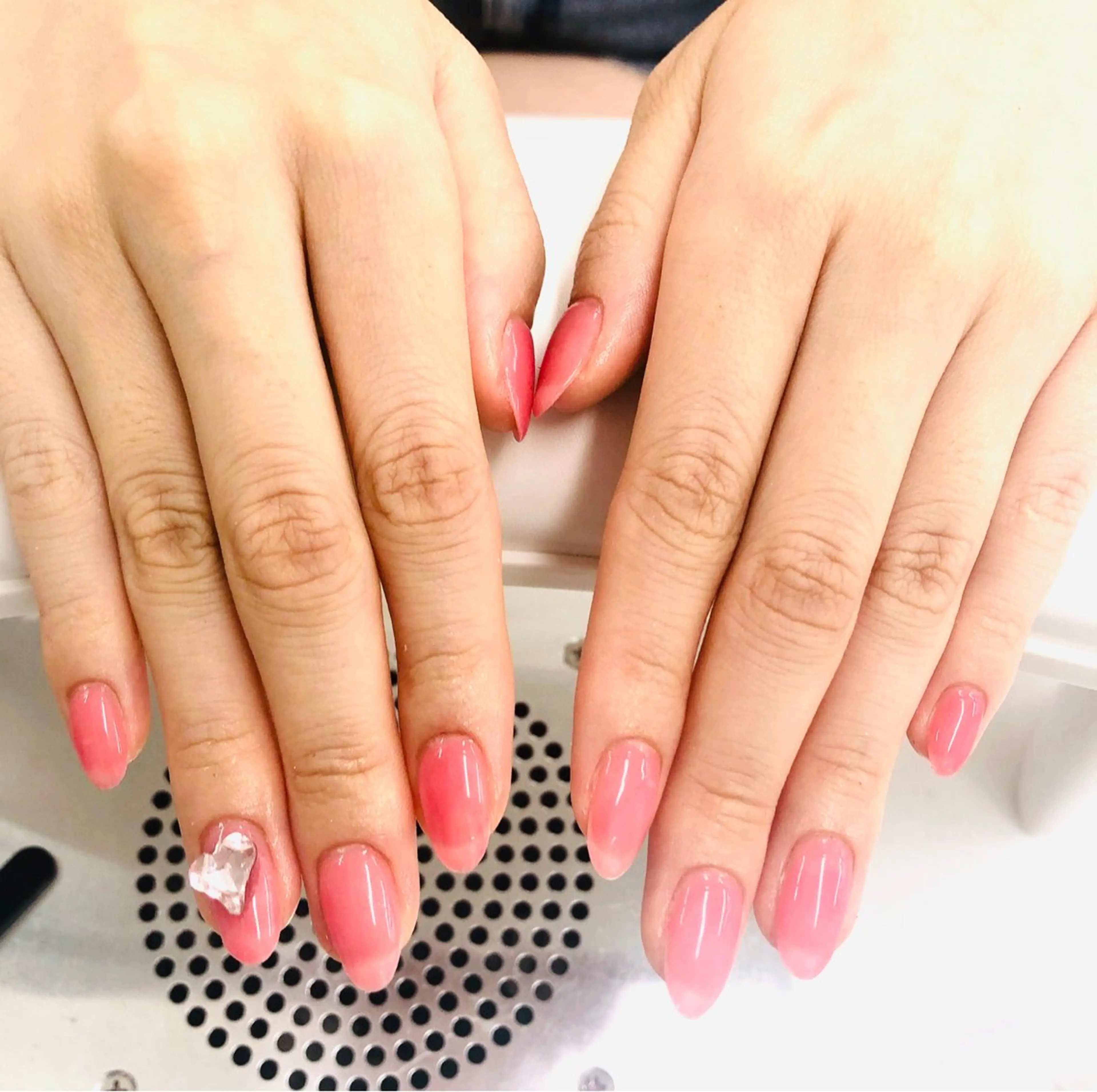 ネイル ワンカラーネイル SUNNY セイのネイルデザイン