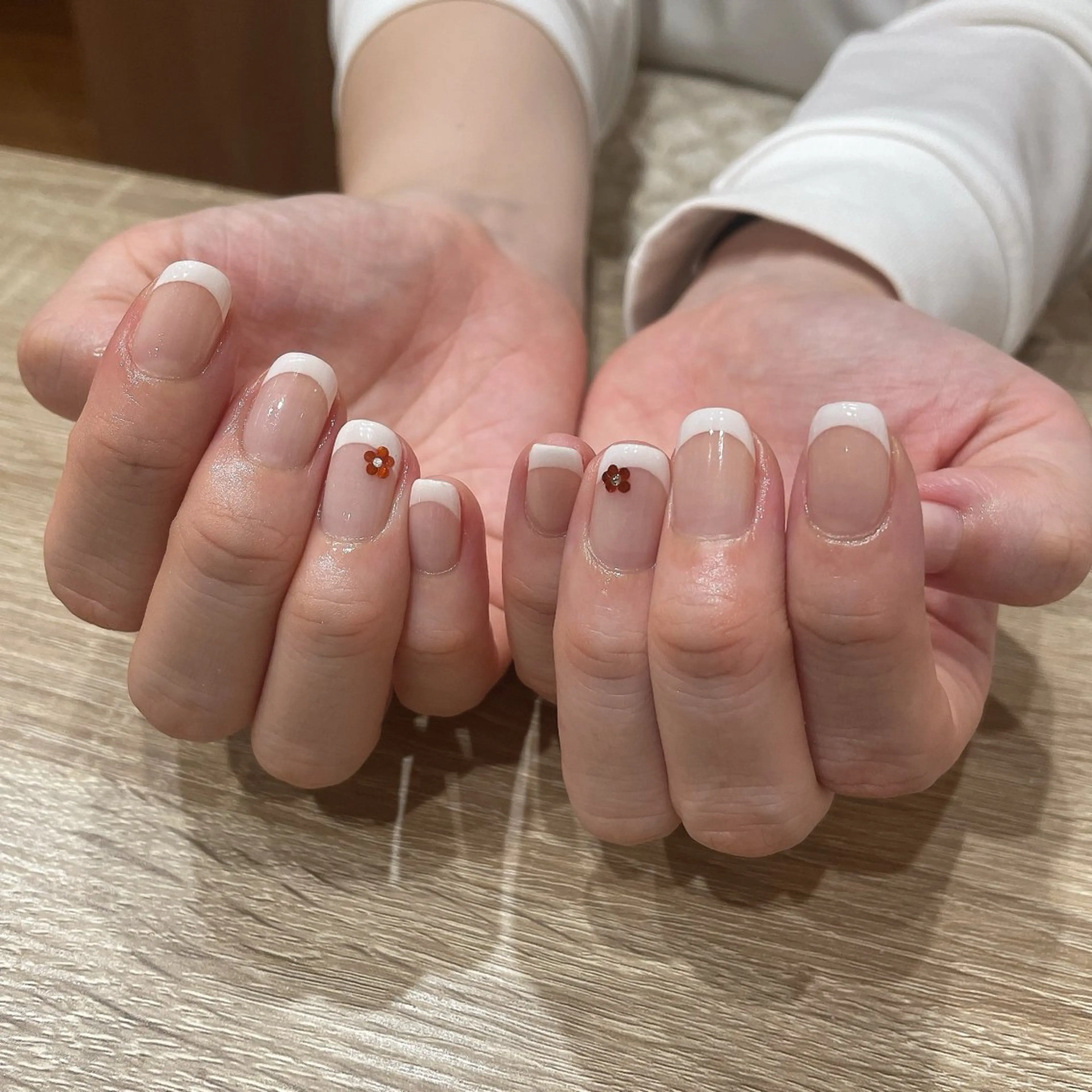 ネイル ストーンネイル ハンドネイル liberté所属・liberté🫧 新小岩のネイルデザイン