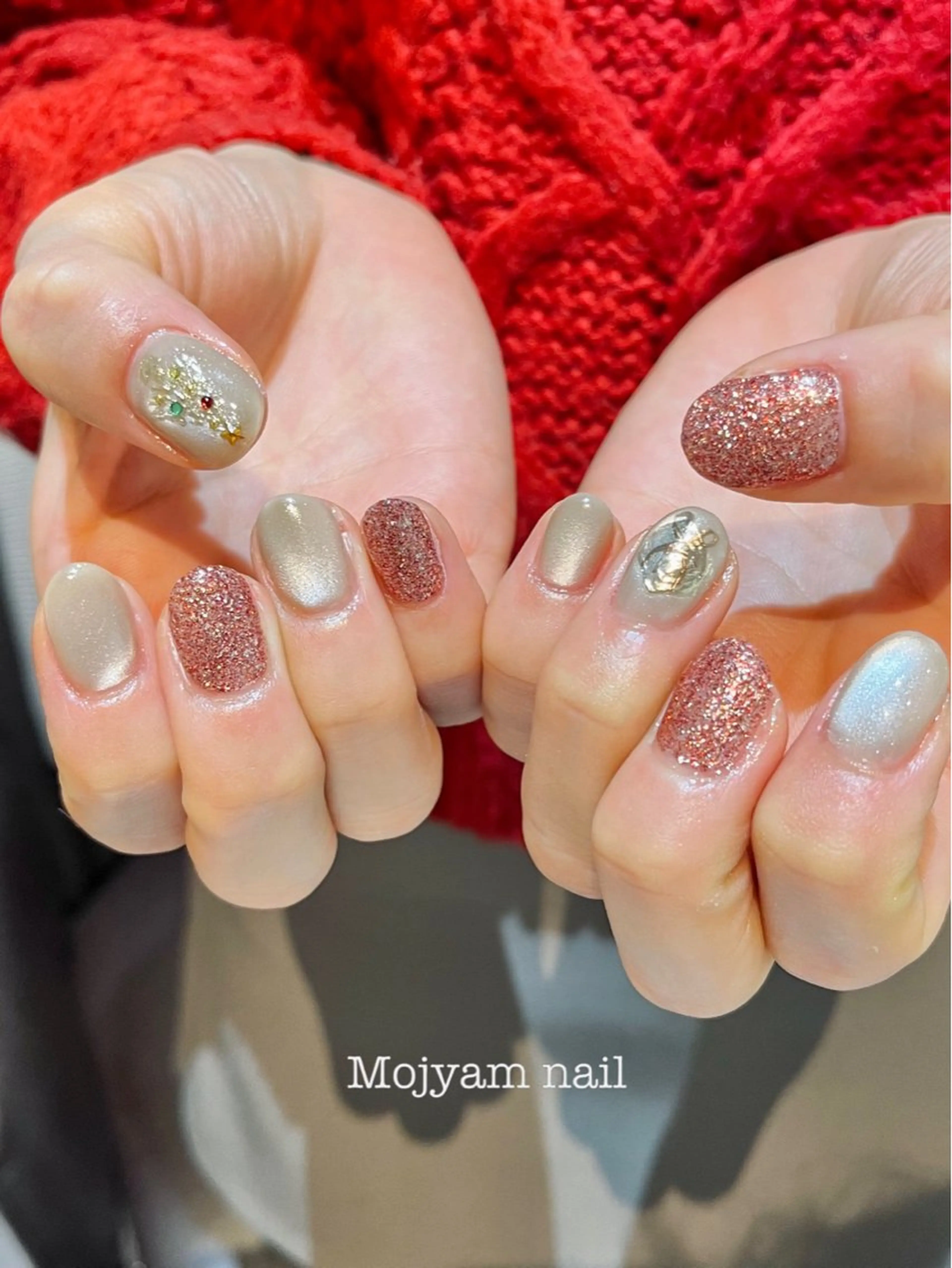 ネイル ラメ(グリッター) マグネットネイル 赤色 ショートネイル シンプルネイル ハンドネイル Mojyam nail所属・松本 実咲のネイルデザイン