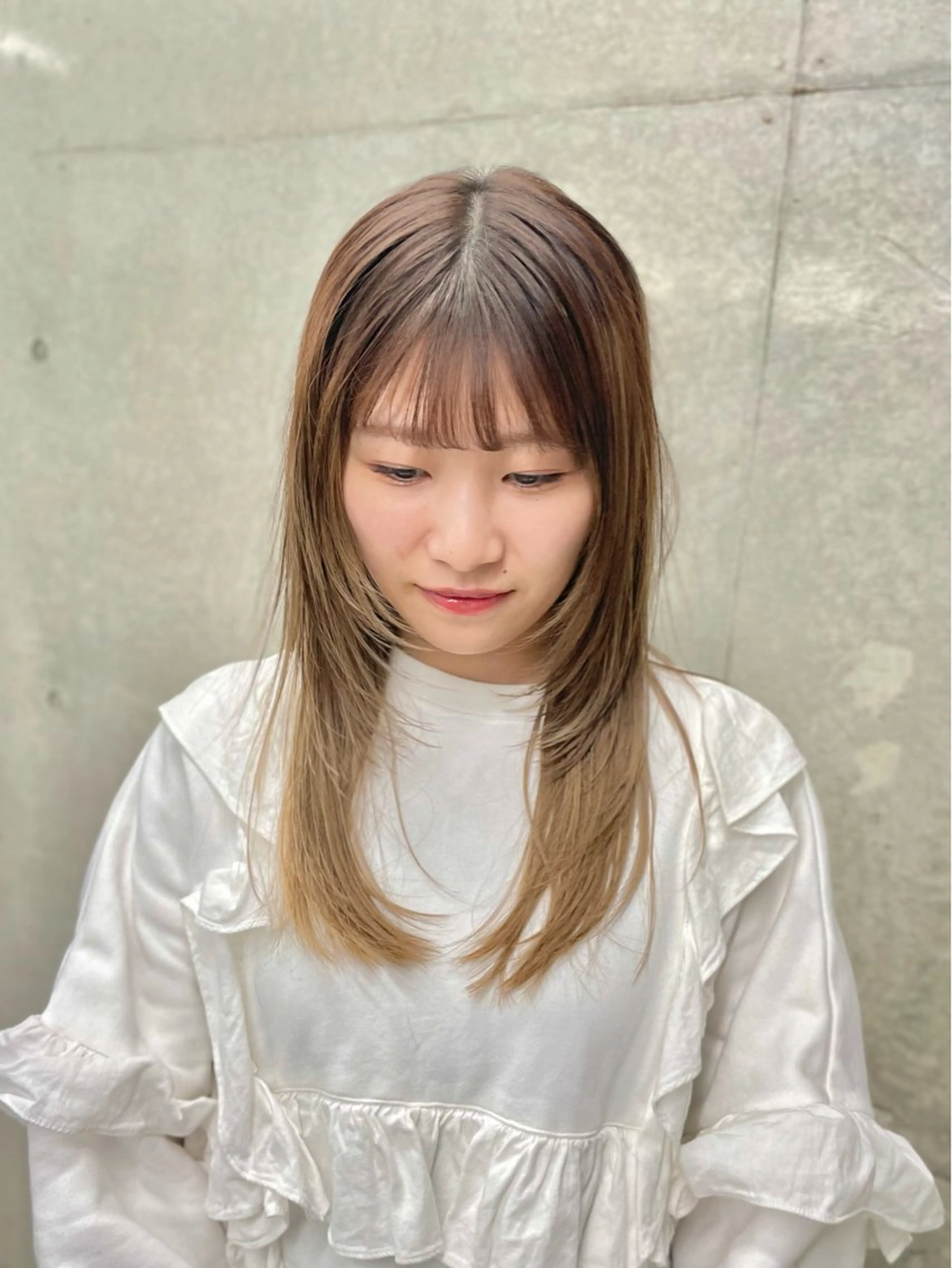 ロング アッシュ ボブ くびれヘア 顔まわりレイヤー ハイライト 表参道/髪質改善/ 髪質改善カラー/遠藤のヘアスタイル