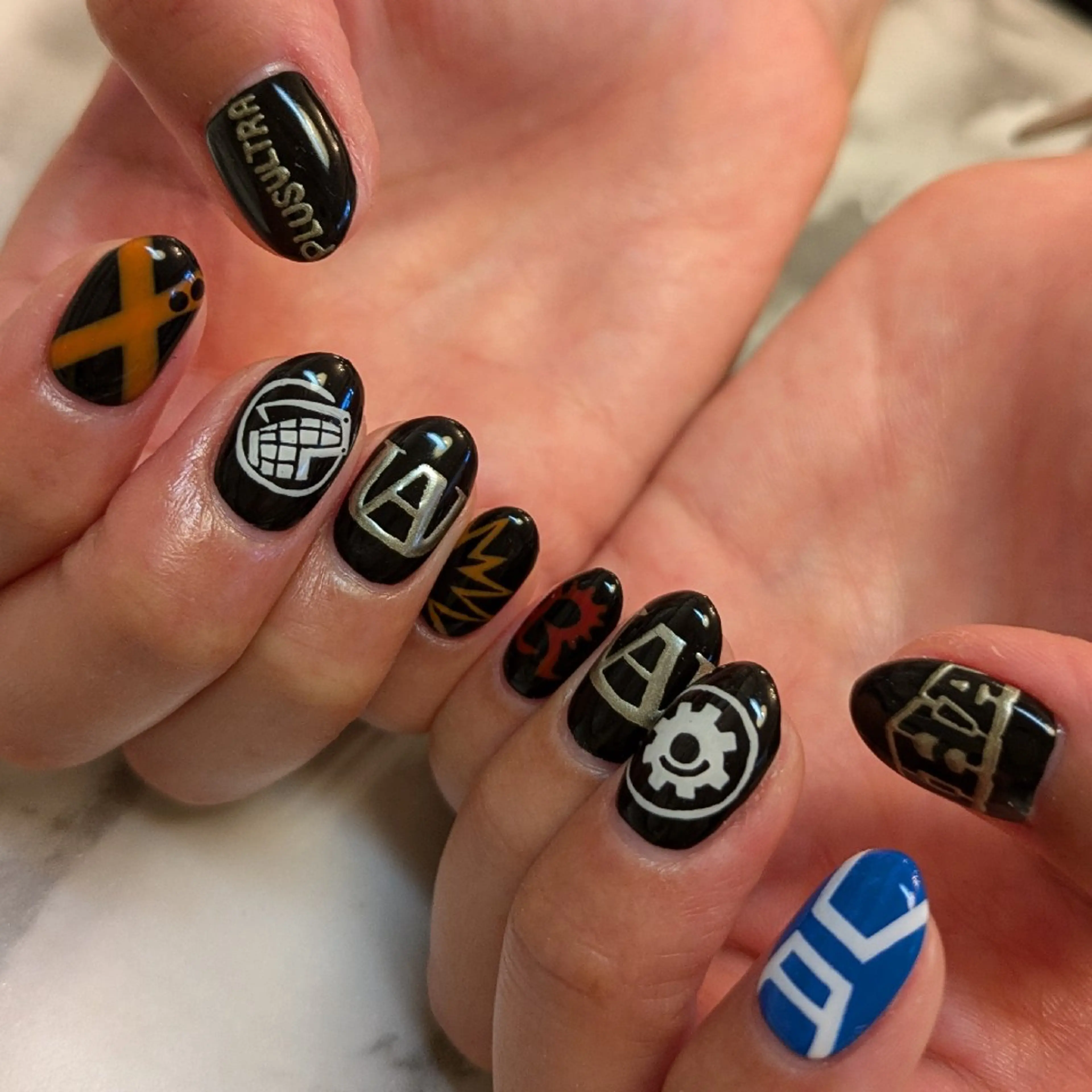 ネイル ジェヌインネイル 河内のネイルデザイン