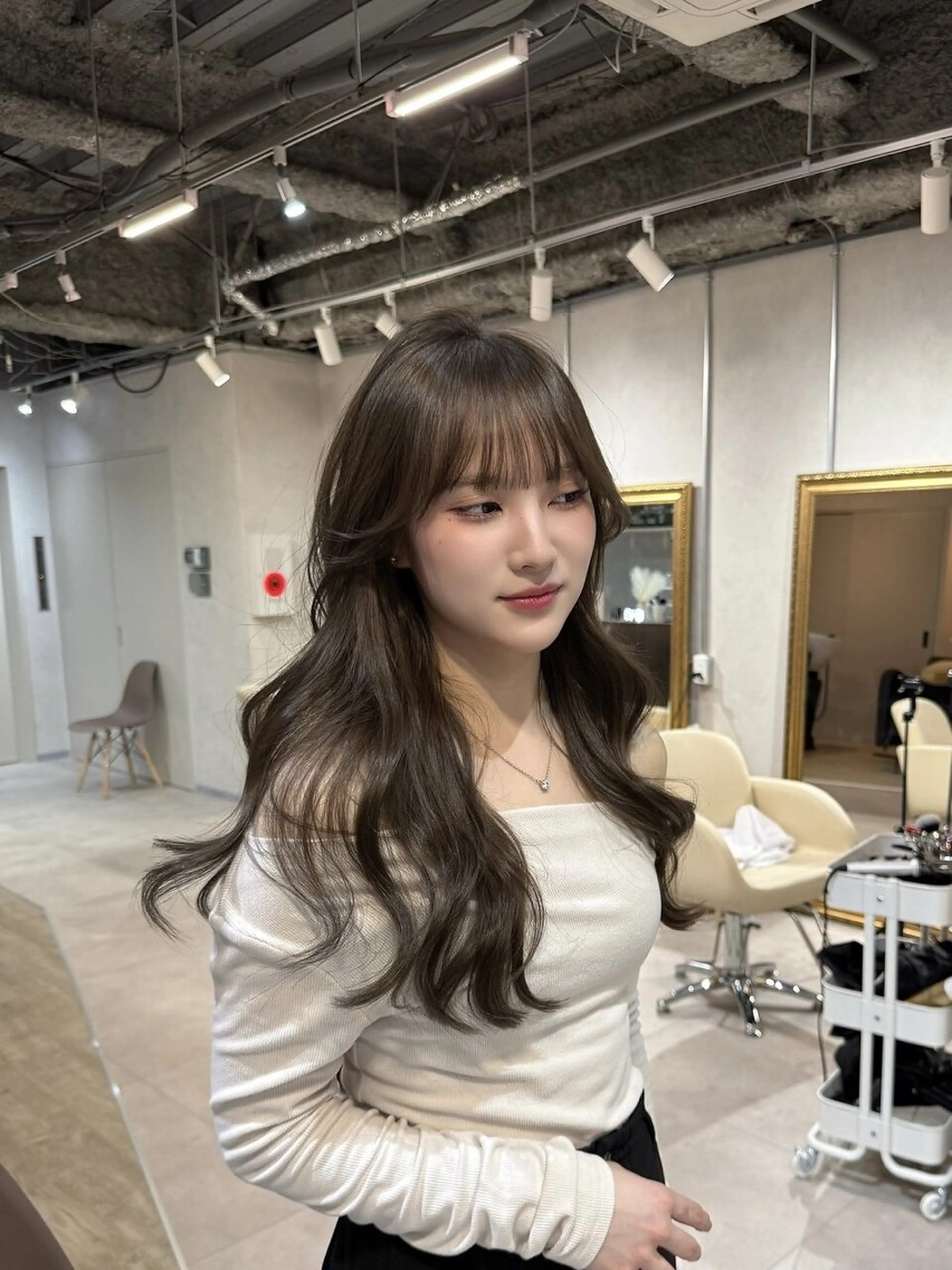 セミロング カット トリートメント Maison髪質改善 ブリーチ/ハイライトのヘアスタイル