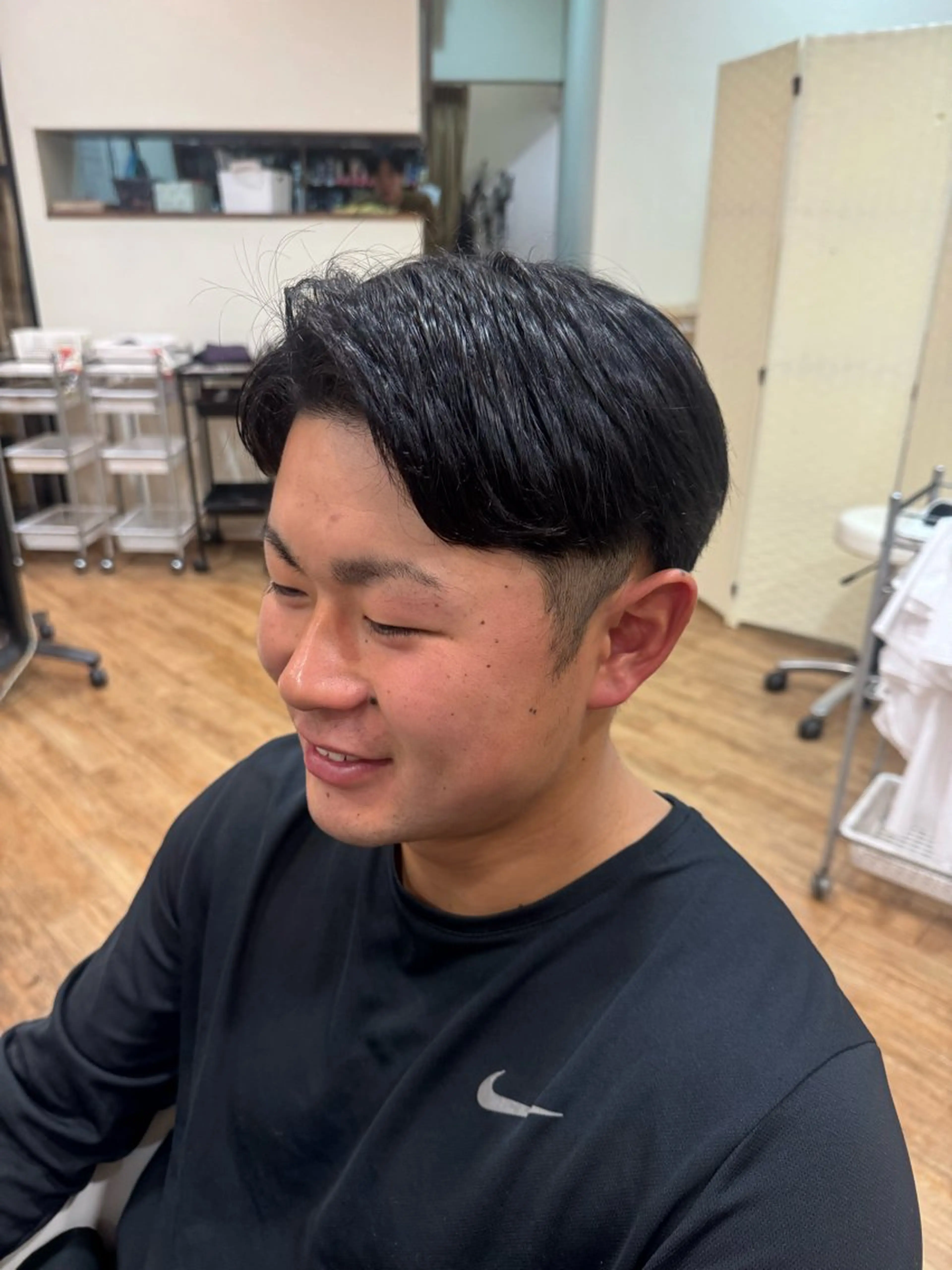 メンズ 對馬 小菜美のヘアスタイル