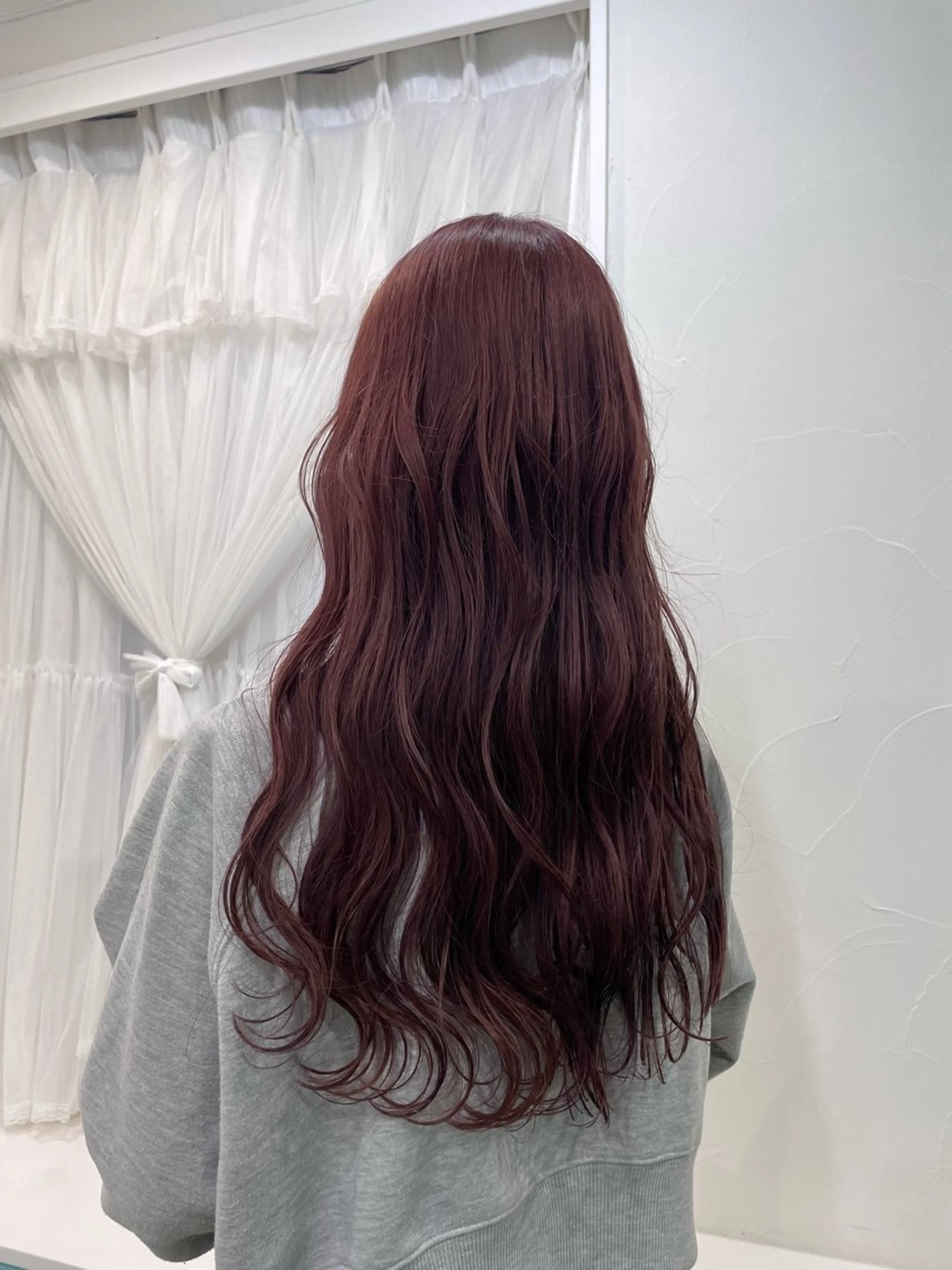 ロング カラー ヘアカラー トリートメント ネモトメイナ🌿‬ 今月末で退職しますのヘアスタイル