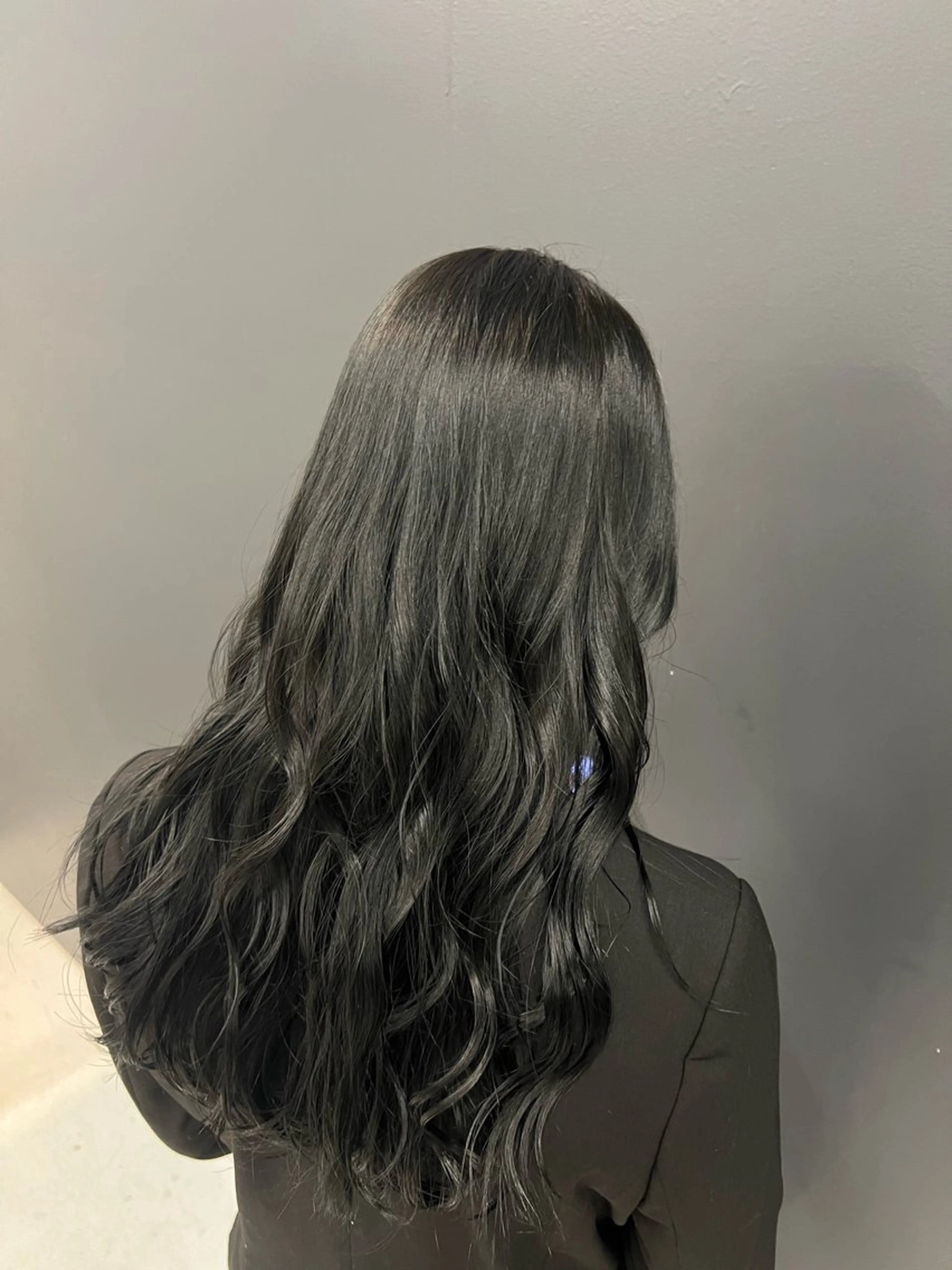 ロング カラー 吉安 里菜歩のヘアスタイル