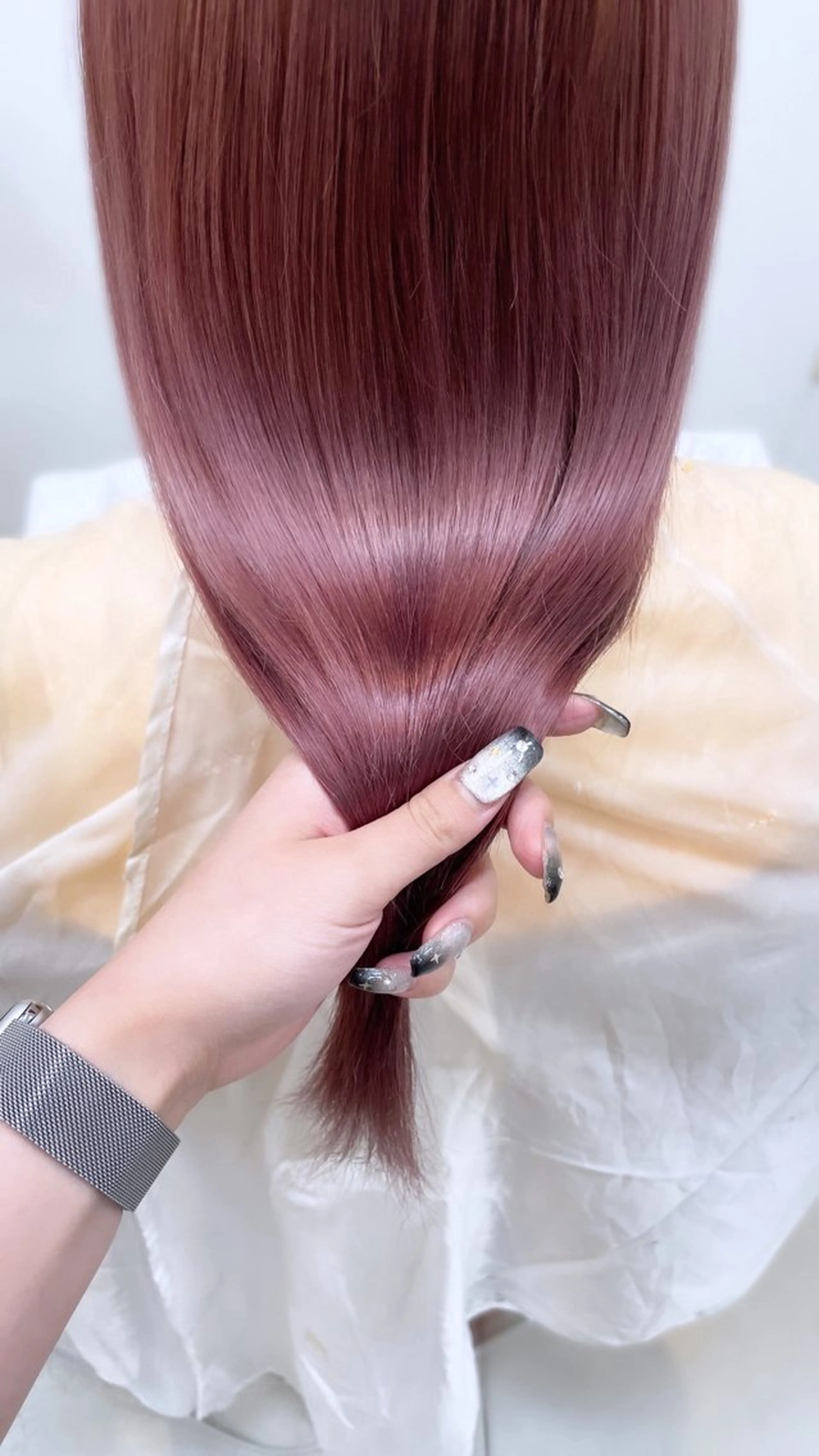 ロング カラー ピンクカラー ホワイトピンク SOYON なんば店所属・水島 真彩のヘアスタイル