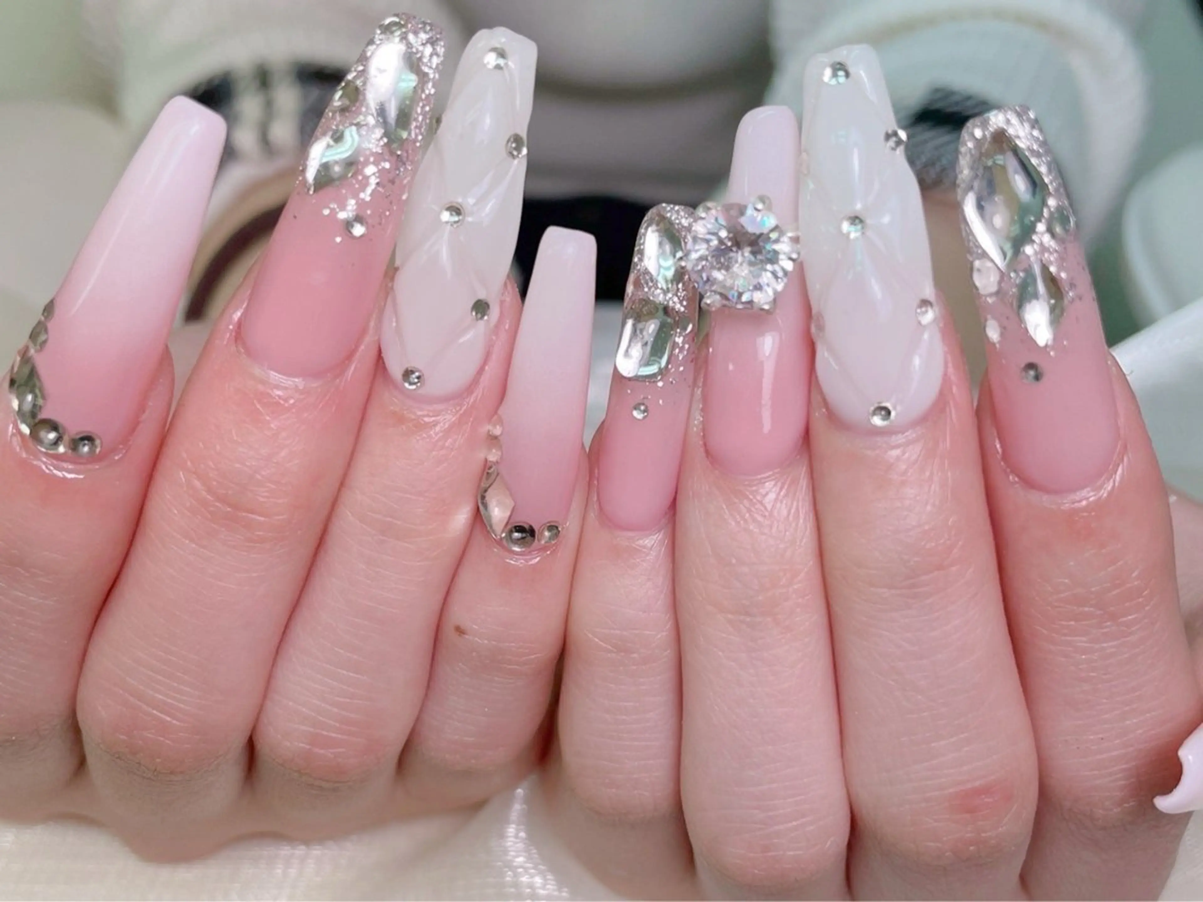 ネイル lucky nail 歌舞伎町のネイルデザイン