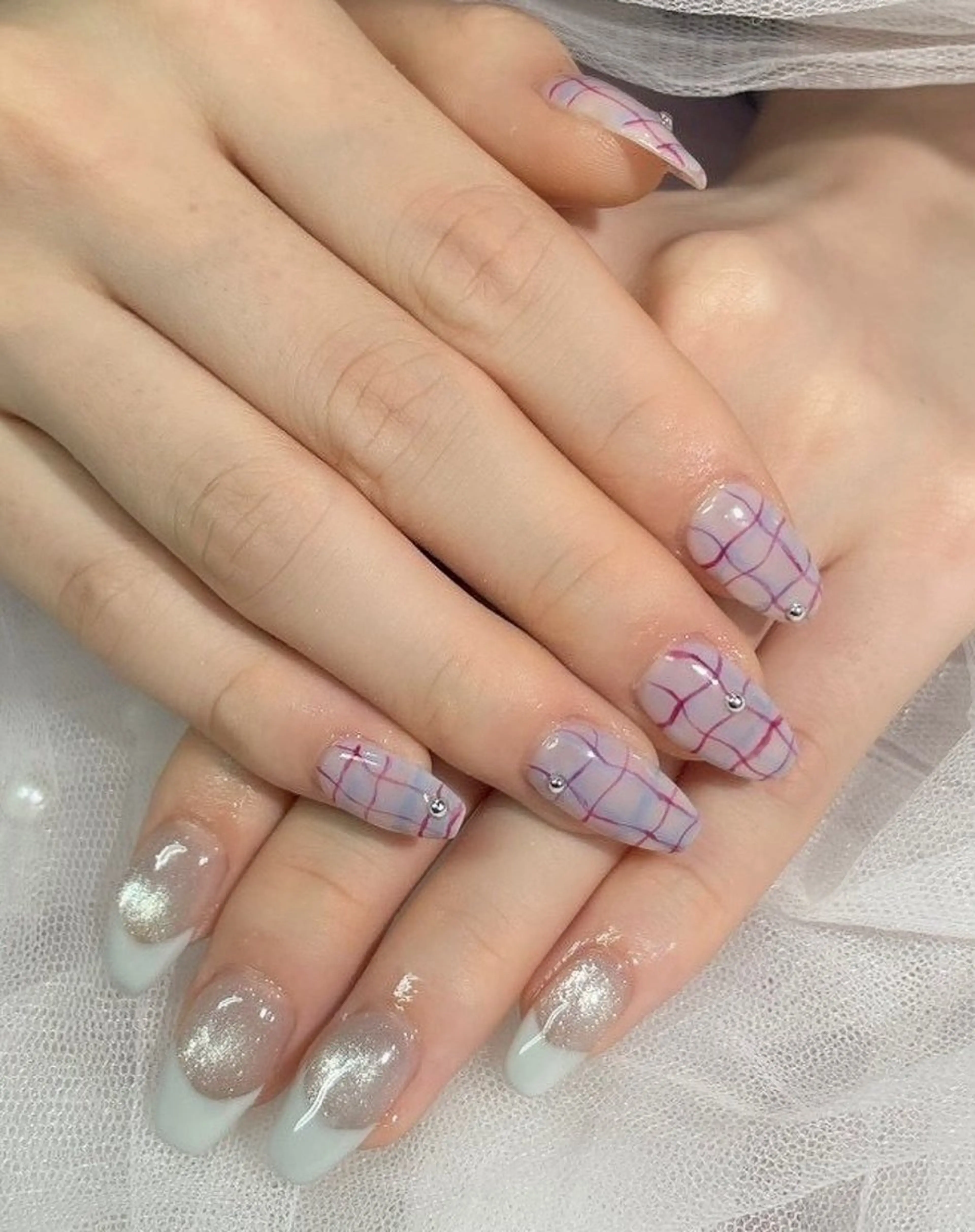 ネイル 持ち込み Lowé所属・Lowé みるくのネイルデザイン