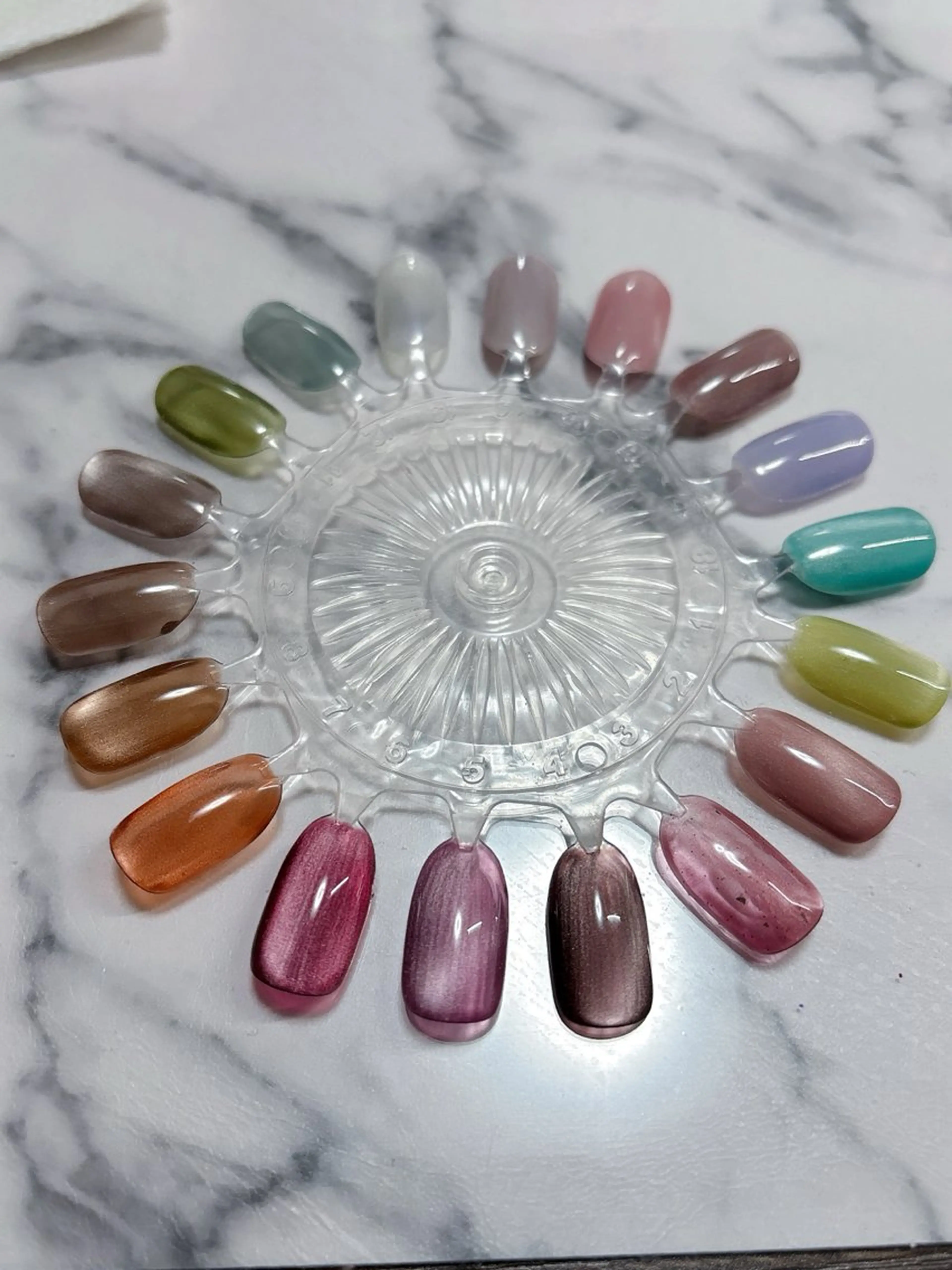 ネイル 古川 里美のネイルデザイン