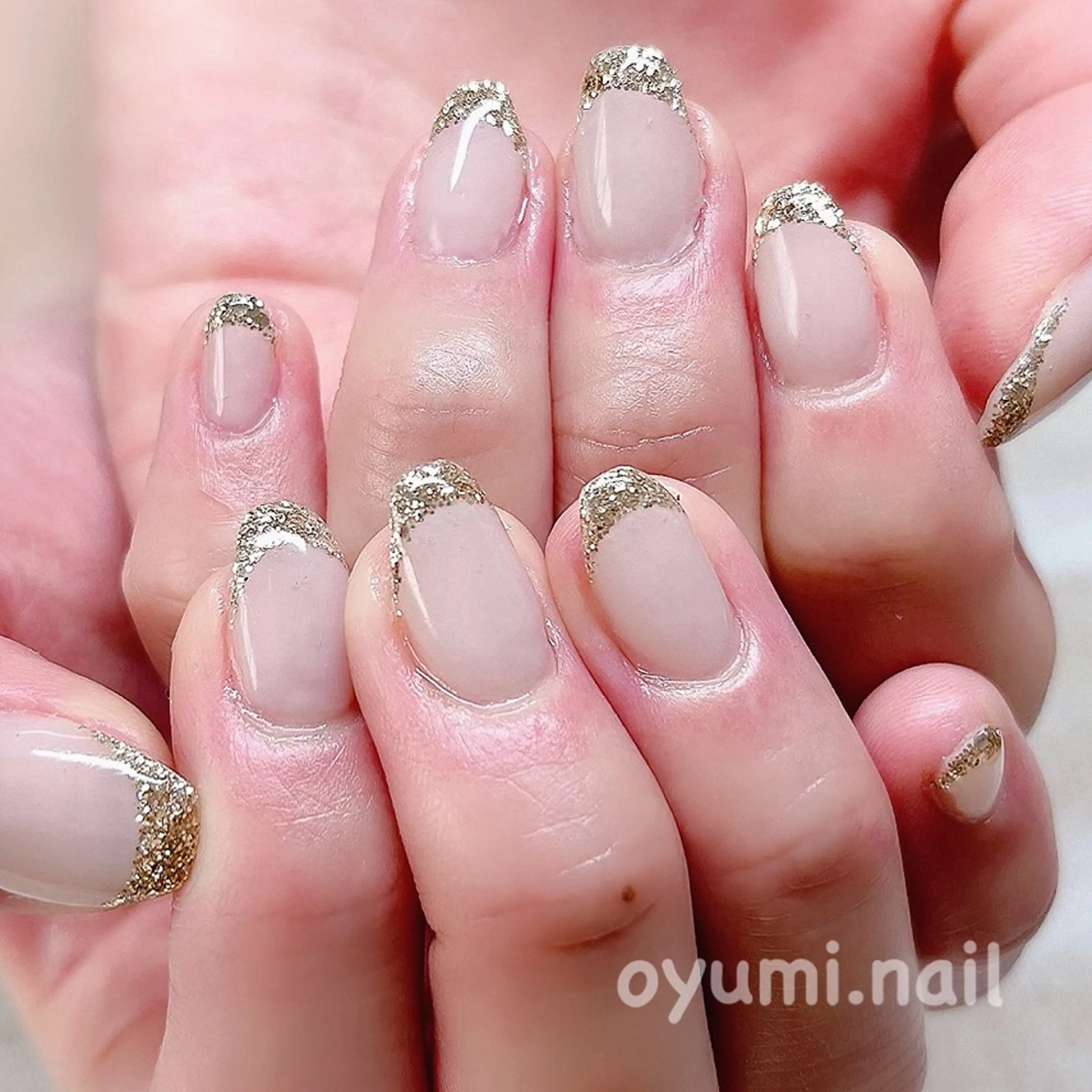 ネイル フレンチネイル ゴールド ハンドネイル takanashi yumiのネイルデザイン