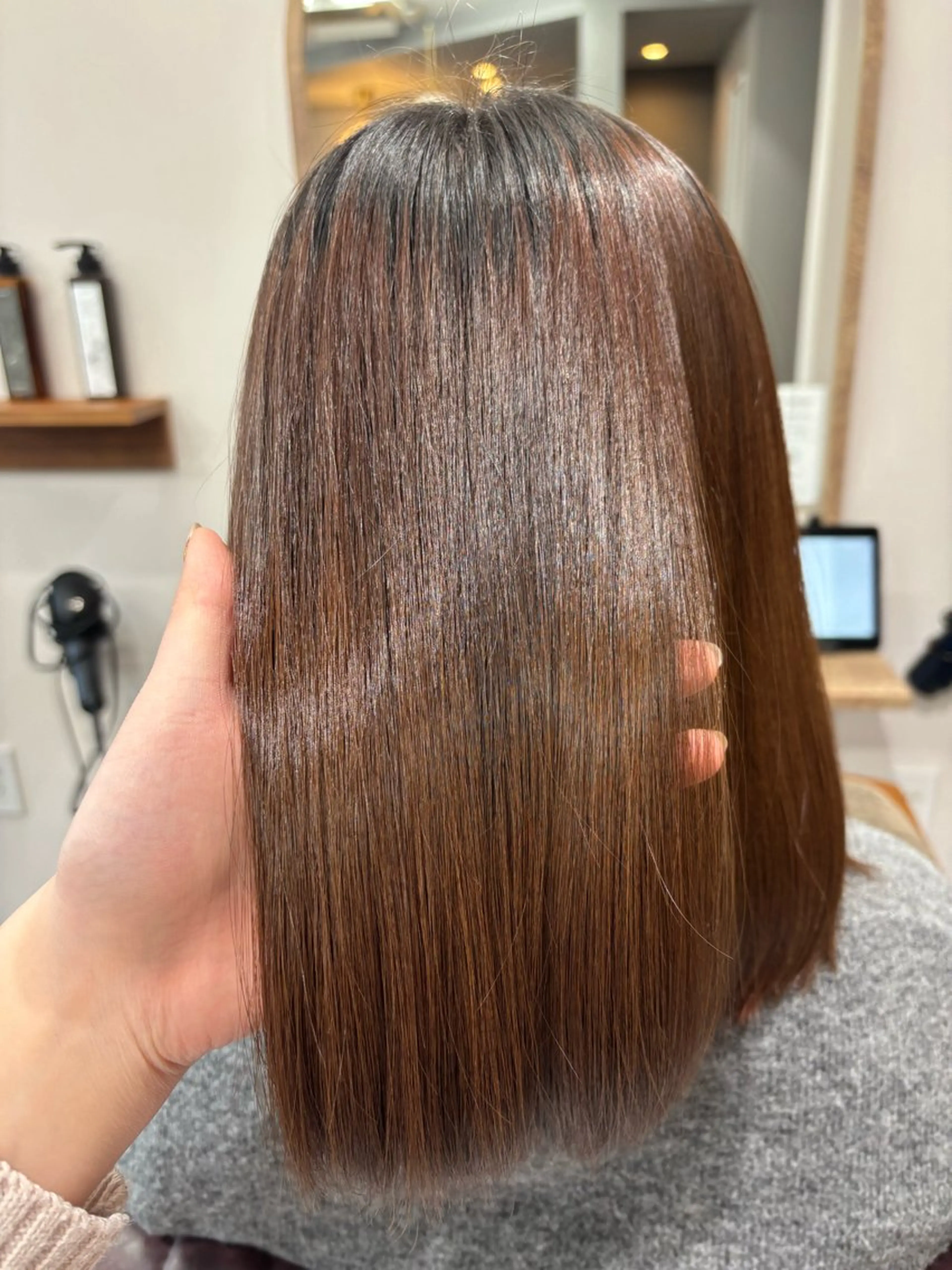 セミロング 縮毛矯正 髪質改善美容室Flat.千葉所属・高橋 心のヘアスタイル