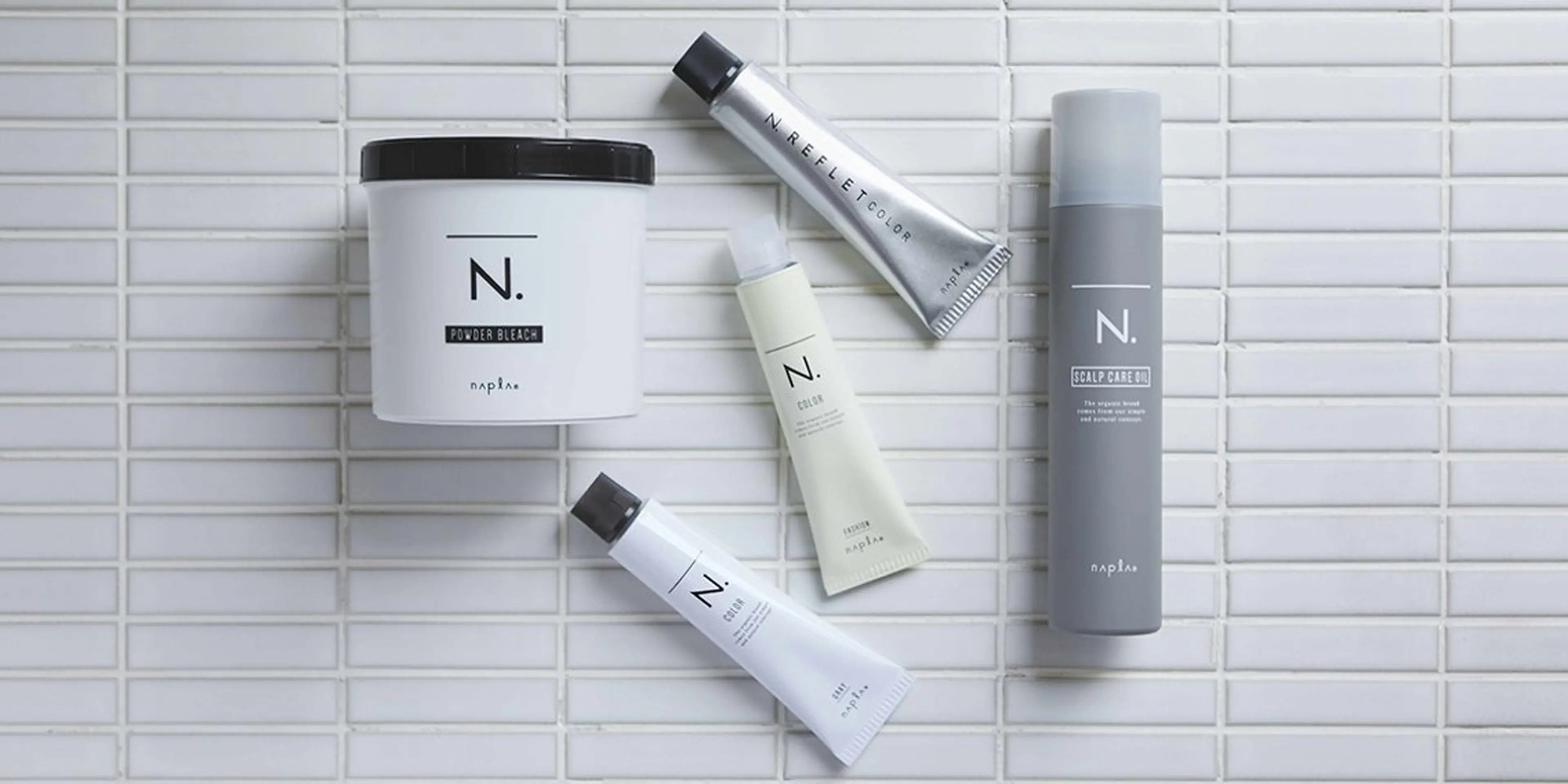 ミディアム カット ヘアカラー トリートメント MYRTLE TSUNODAのヘアスタイル