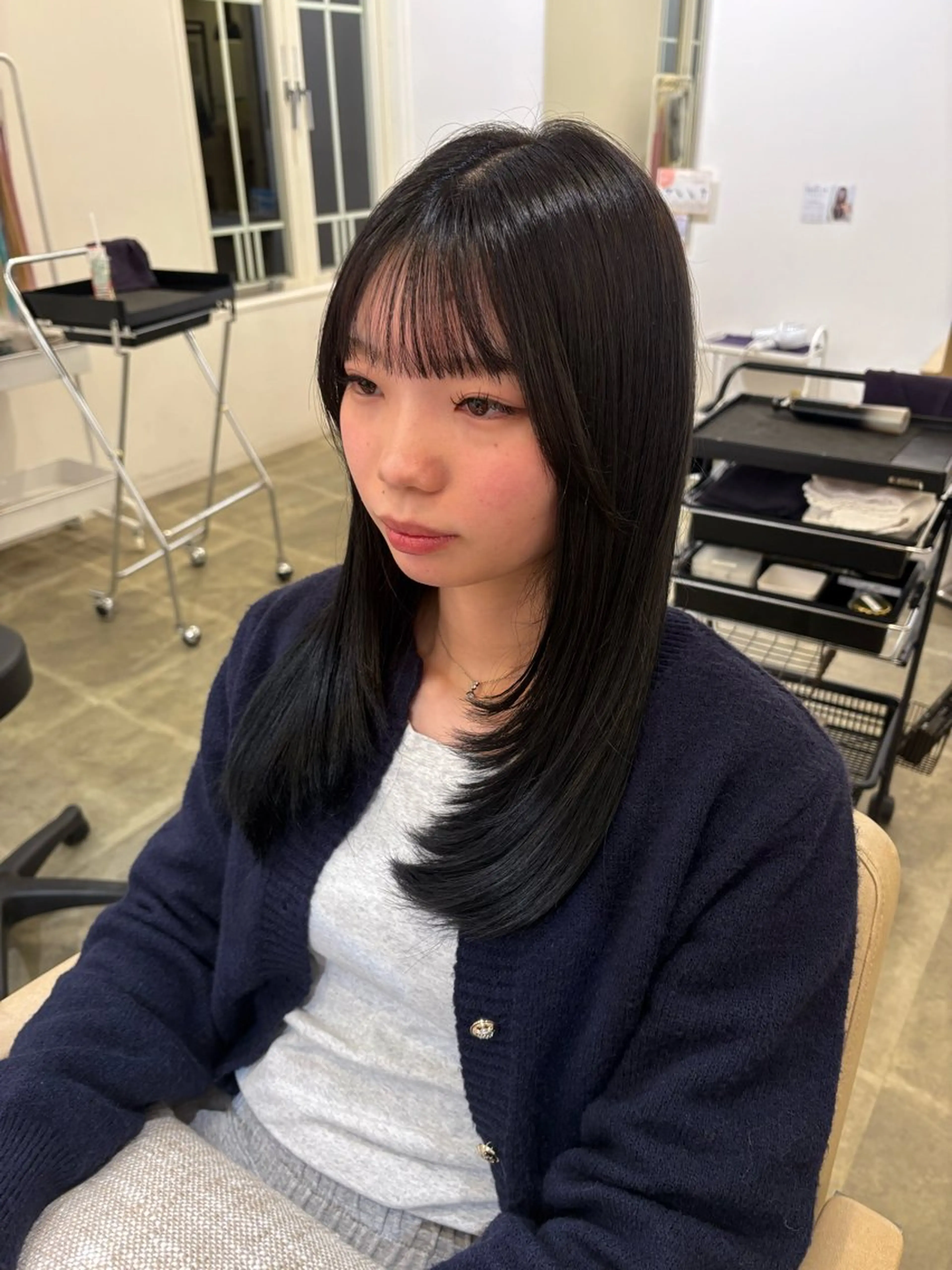 【ロング、ミディアム　レディースカット】18時​〜​💰0の写真