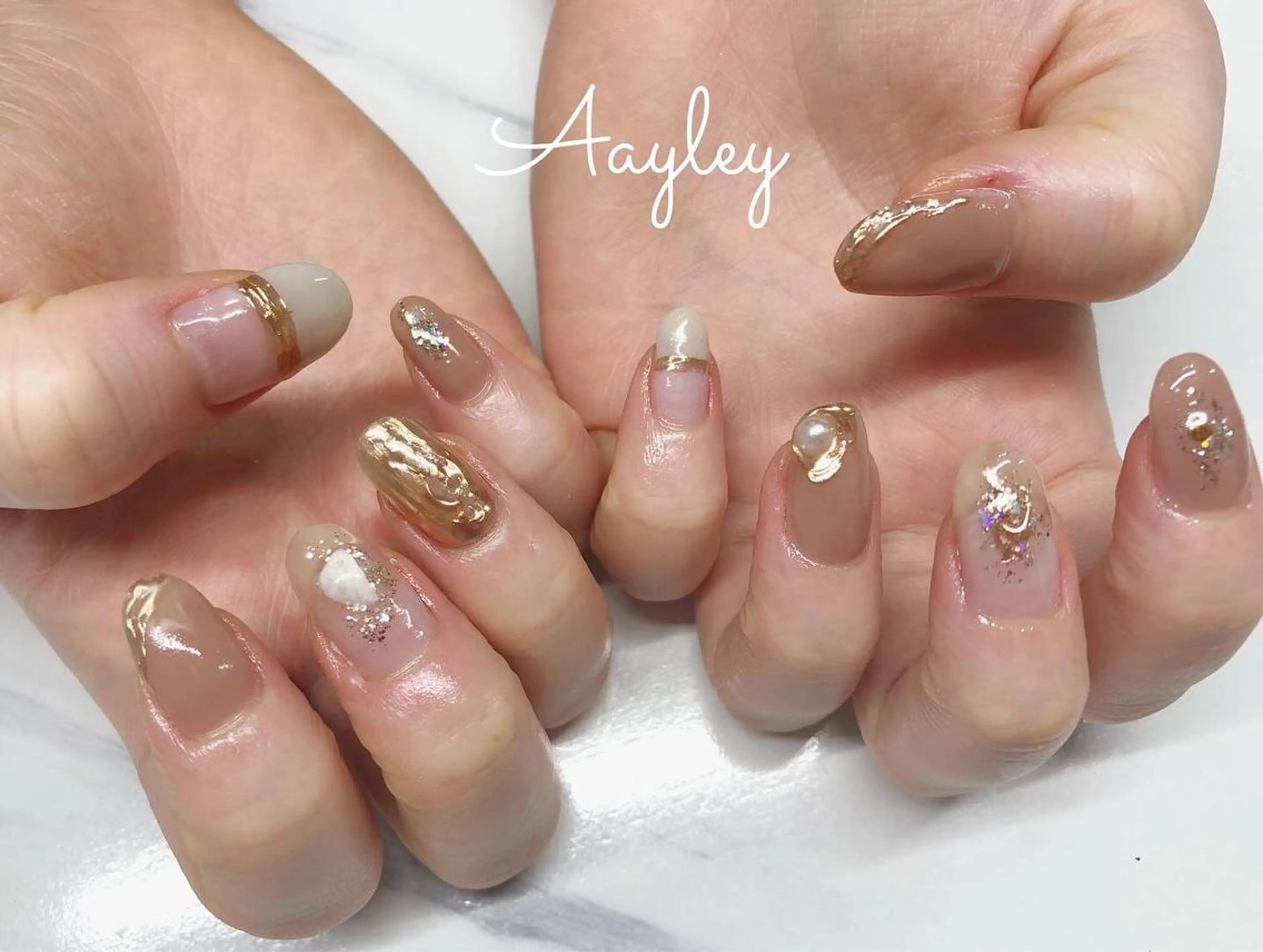 セミロング カラー ネイル Aayley(アイリー)Salon所属・Aayley アイリ―サロンのネイルデザイン