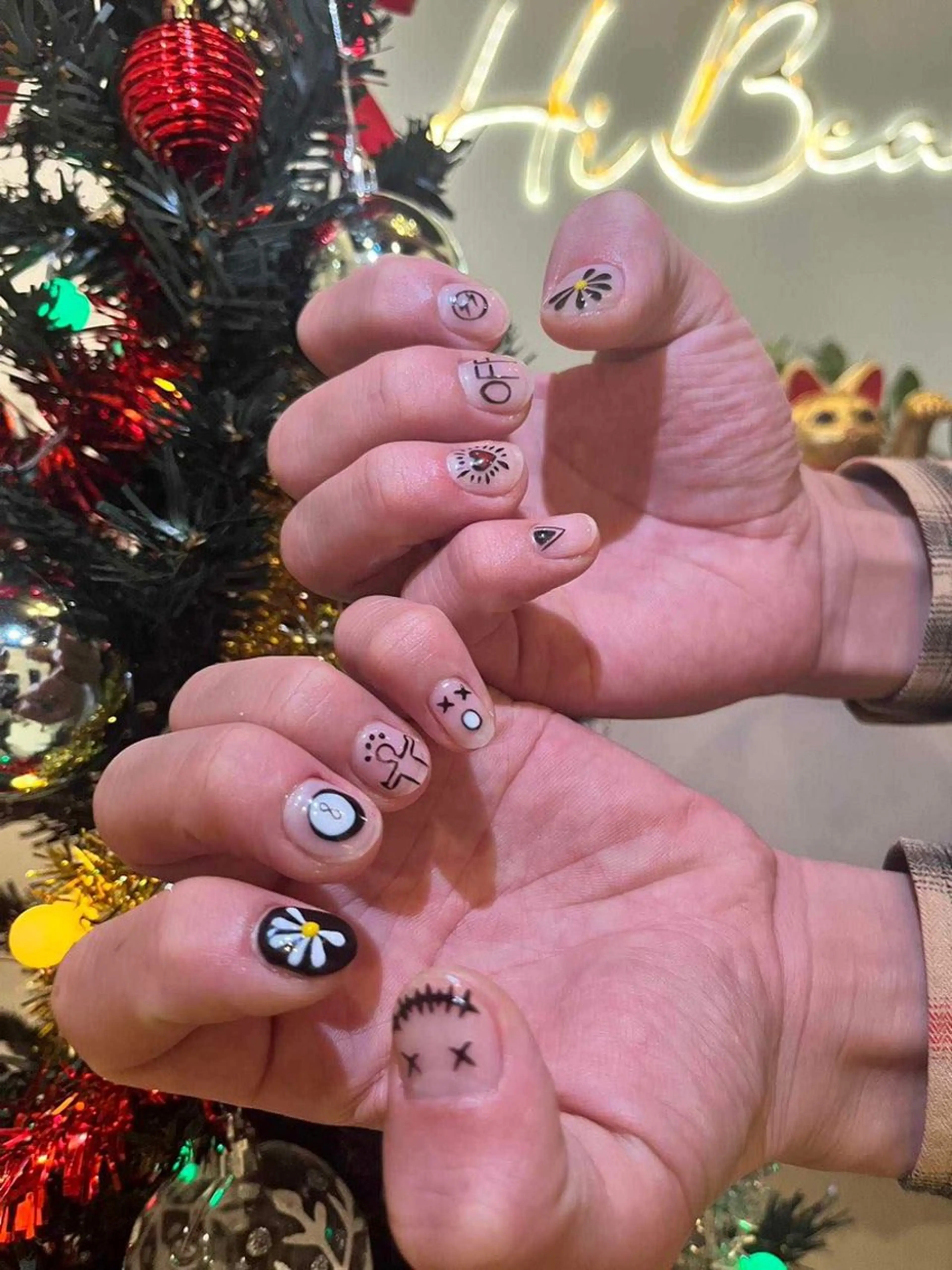 メンズ ネイル メンズネイル ハンドネイル ハンドケア Hi Beauty 渋谷(ネイル、ハイパーナイフ6、脂肪れいきゃく、マッサージ＆エステサロン)所属・Hi beauty 渋谷のネイルデザイン