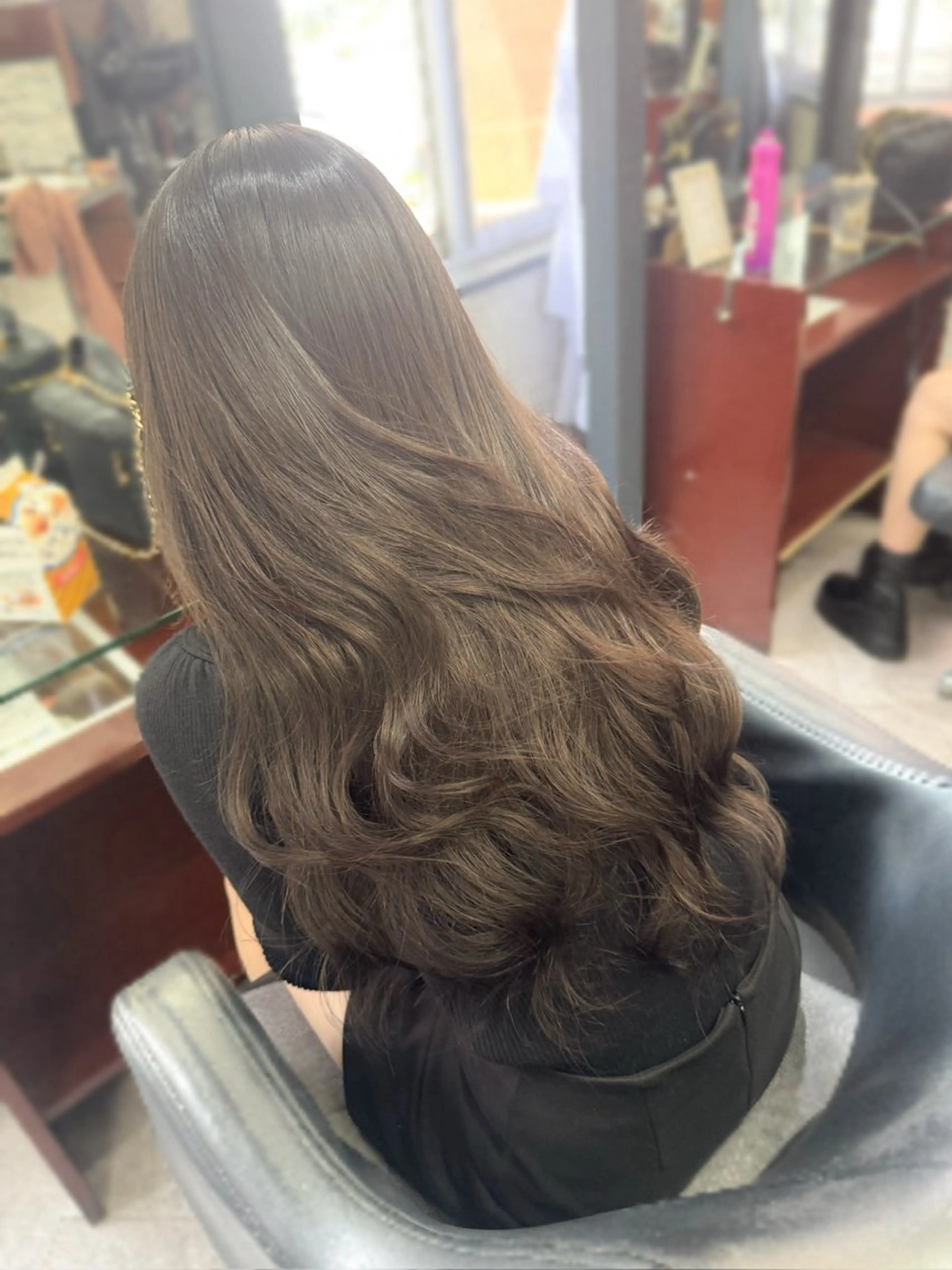 ロング カット エクステ ハイトーンエクステ 🎩カズキ🎩のヘアスタイル