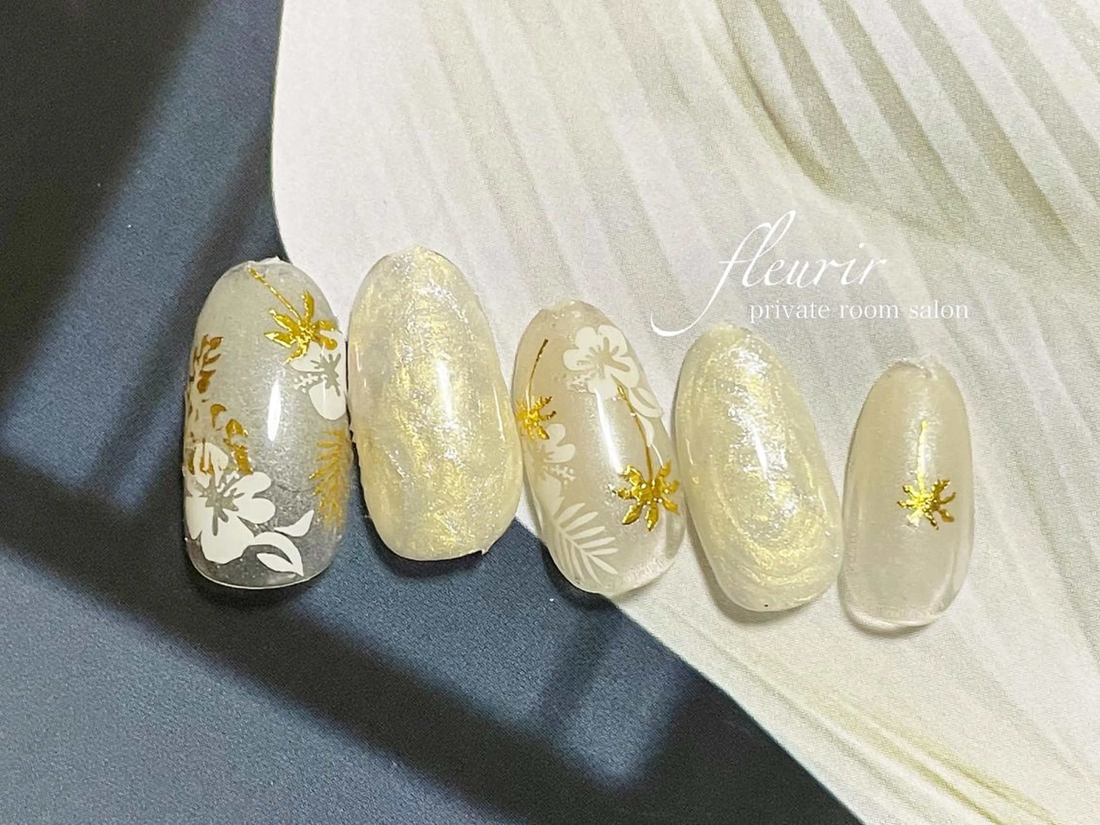 ネイル アートネイル 長さ出し ジェルネイル ゴールド グラデーション フルリール 【プライベートサロンのネイルデザイン