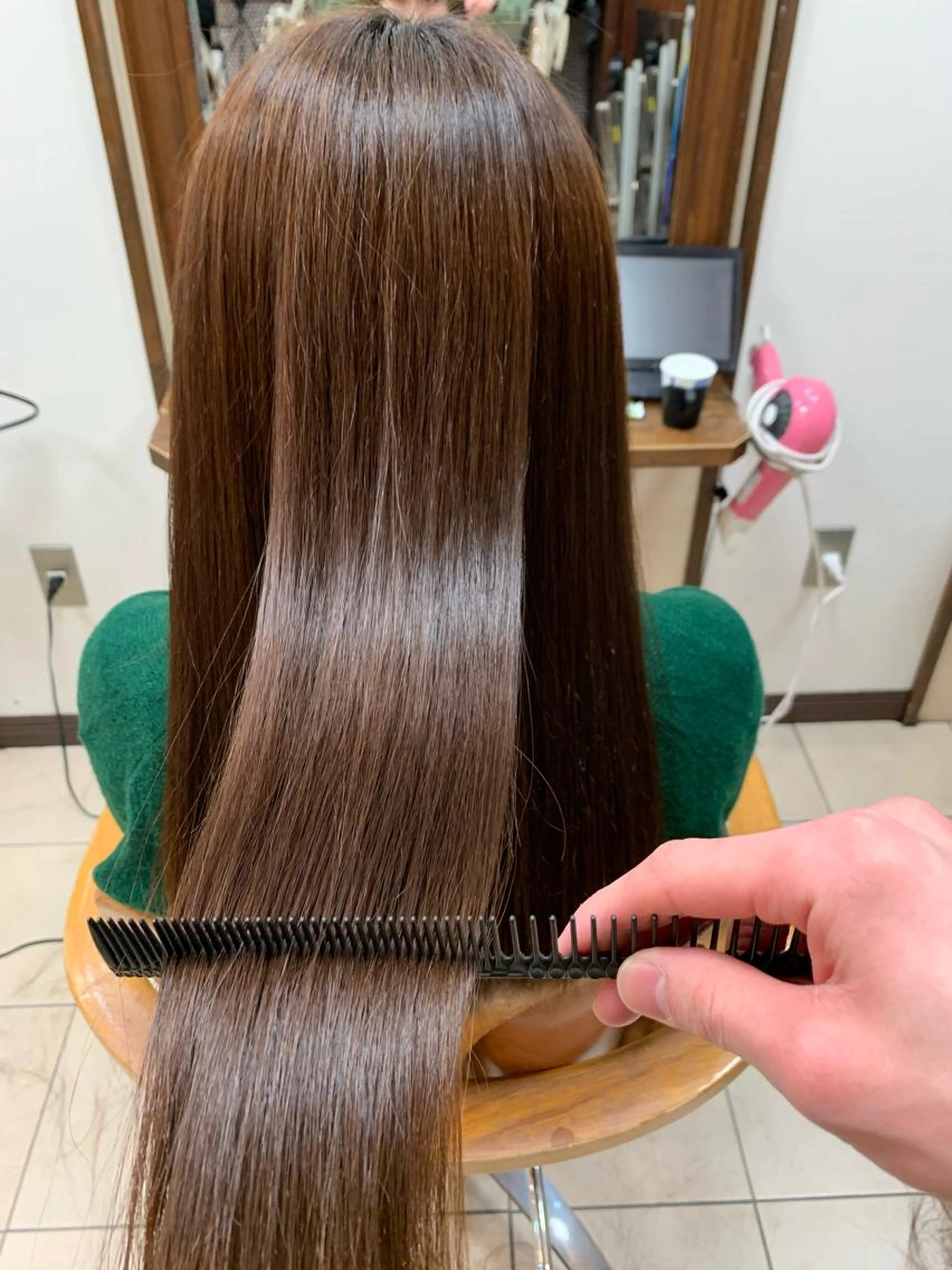 【お悩み解決👌】カット+カラー+美髪矯正+トリートメントの写真