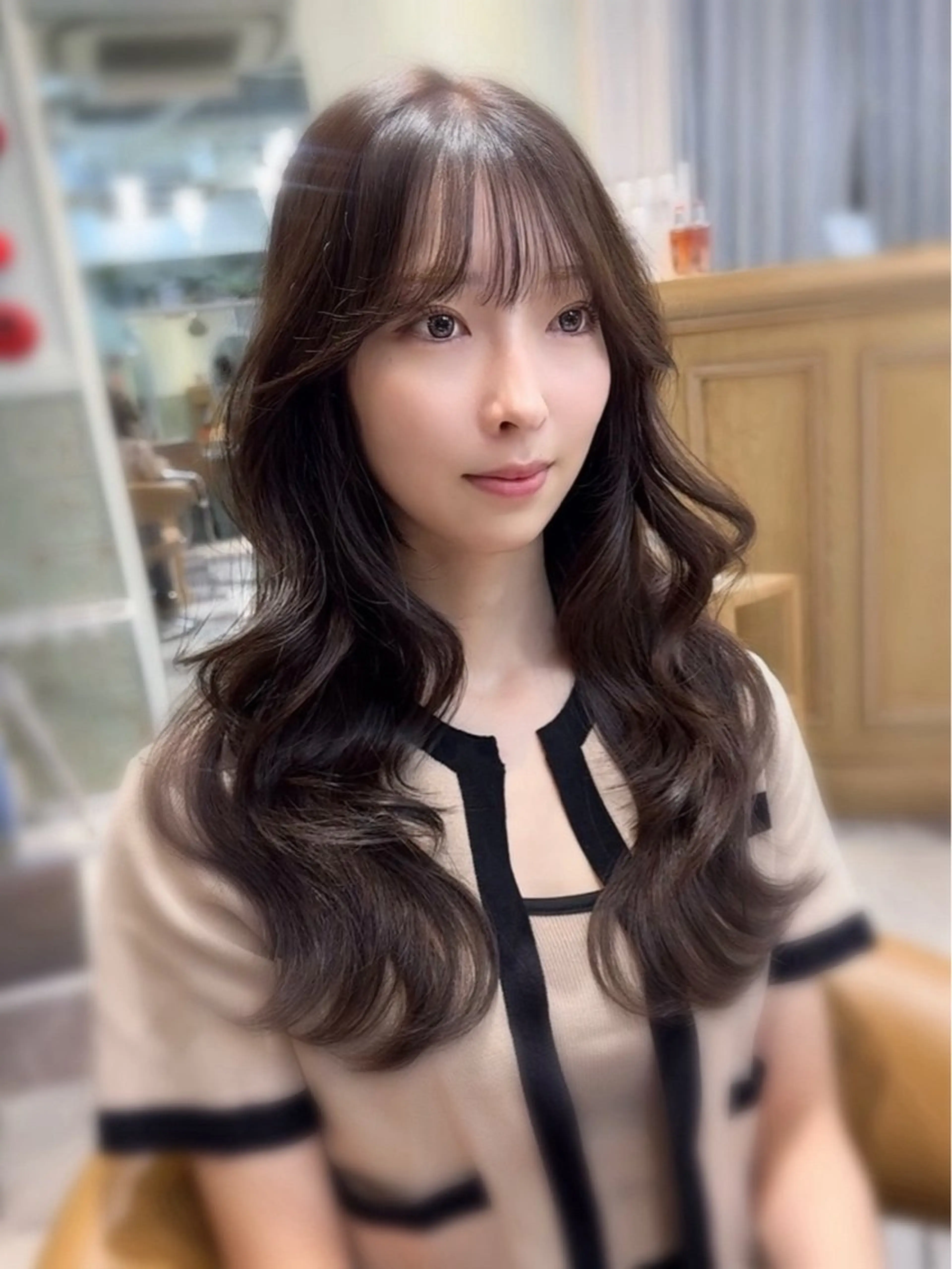 ミディアム カラー カット ヘアカラー トリートメント 木屋元一/透明感 /前髪/韓国ヘアのヘアスタイル