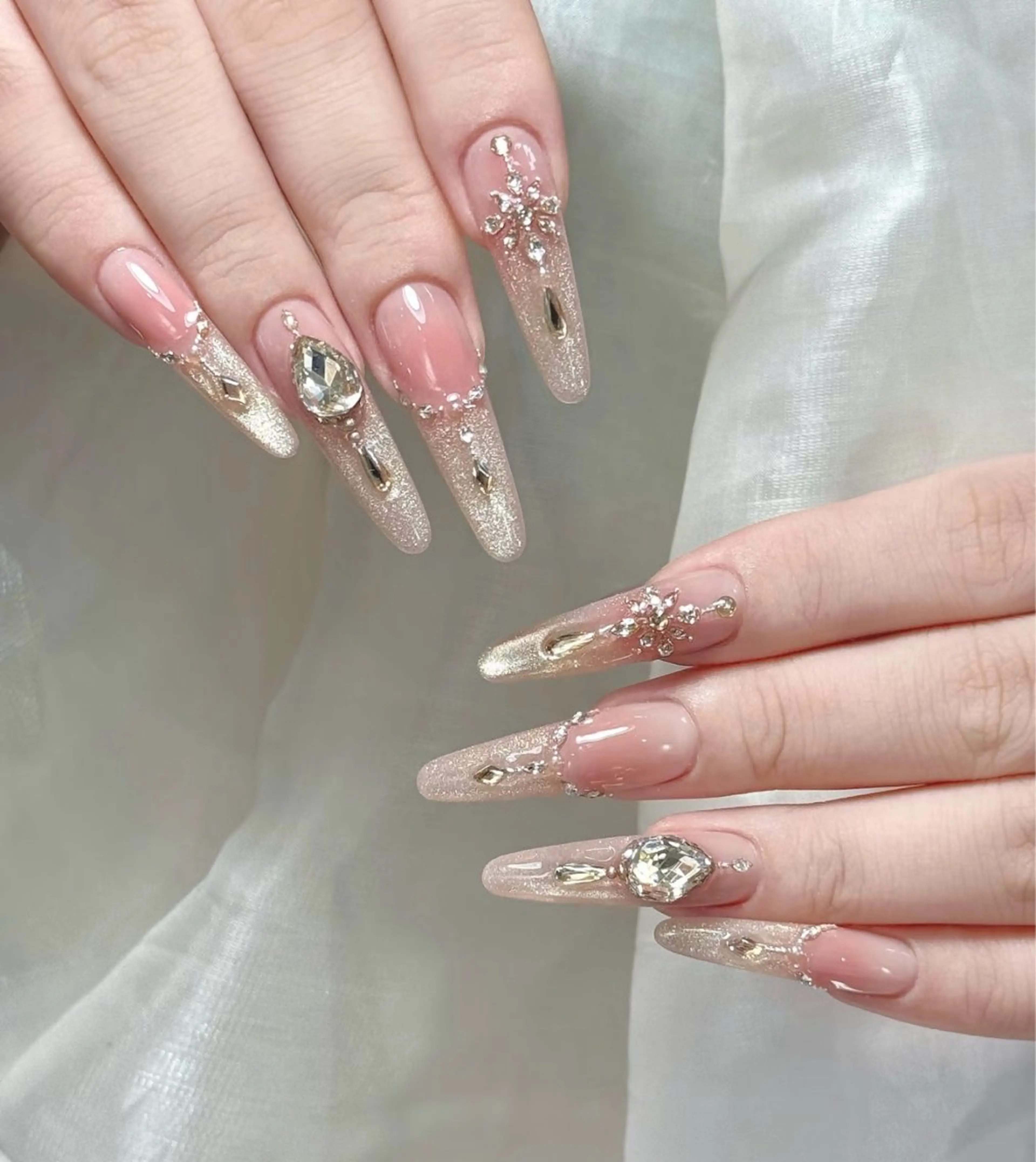 ネイル ハンドネイル U.mi Nail Salonのネイルデザイン