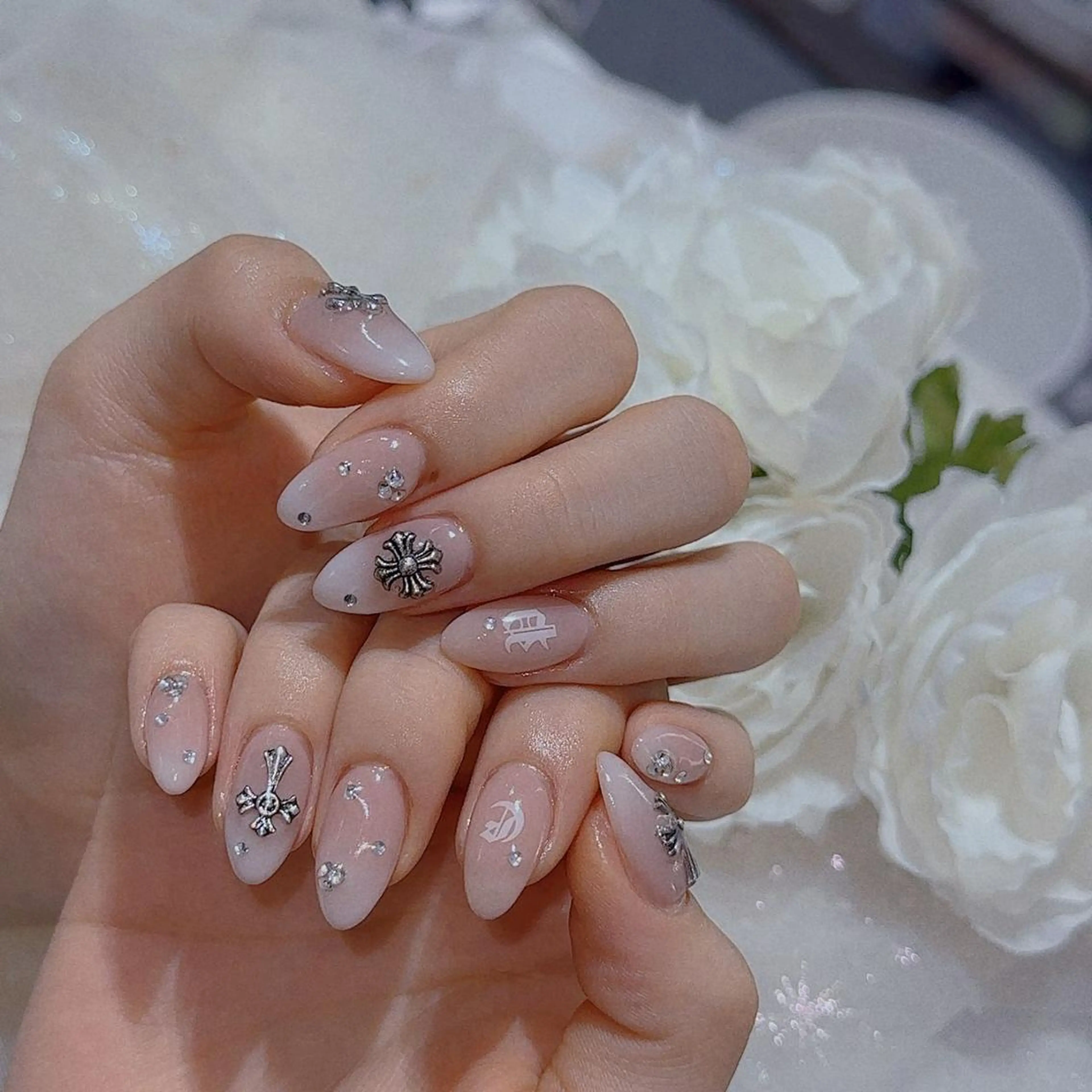 ネイル Queens ciciのネイルデザイン