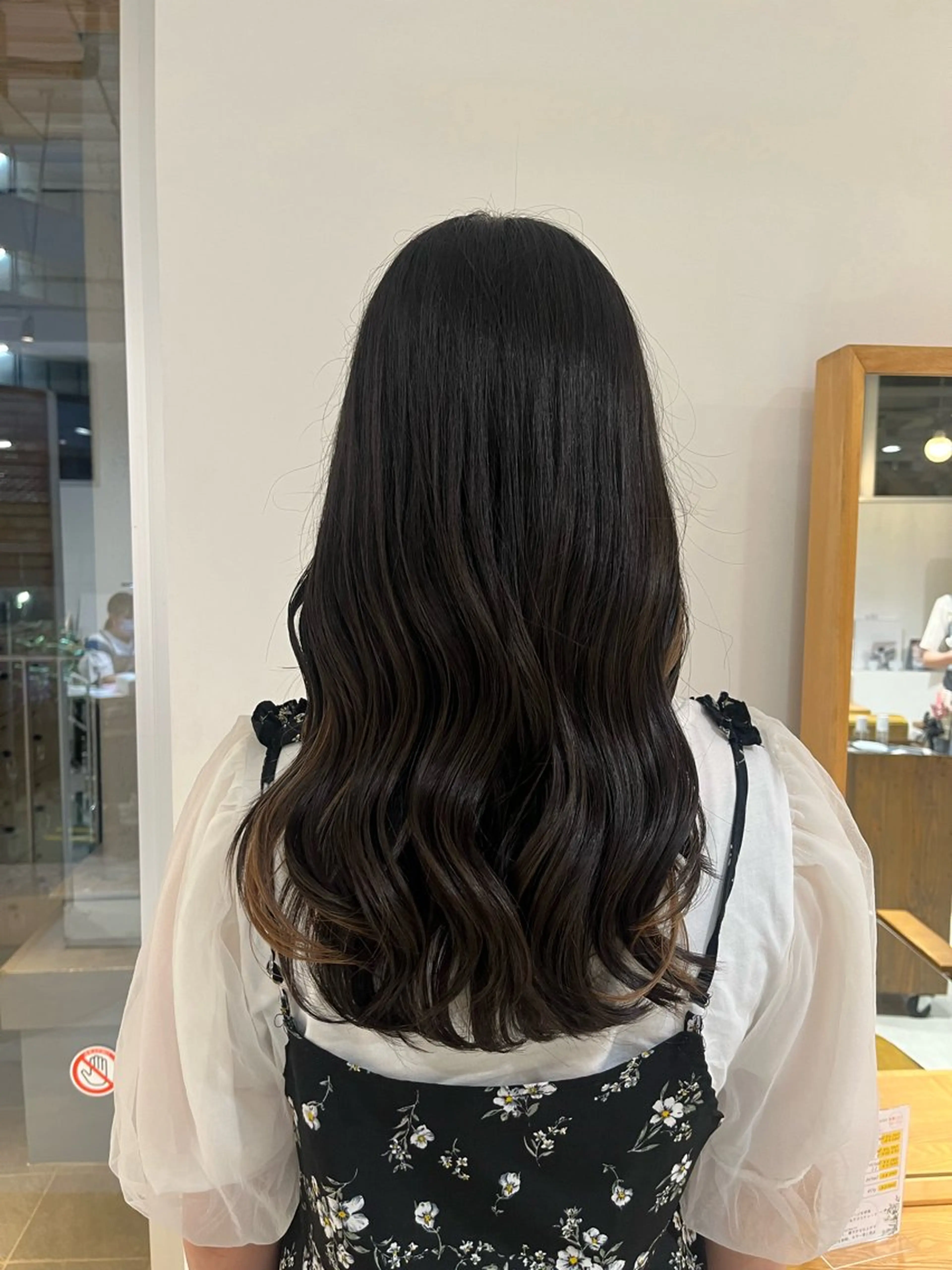 カラー 和泉田 真白のヘアスタイル