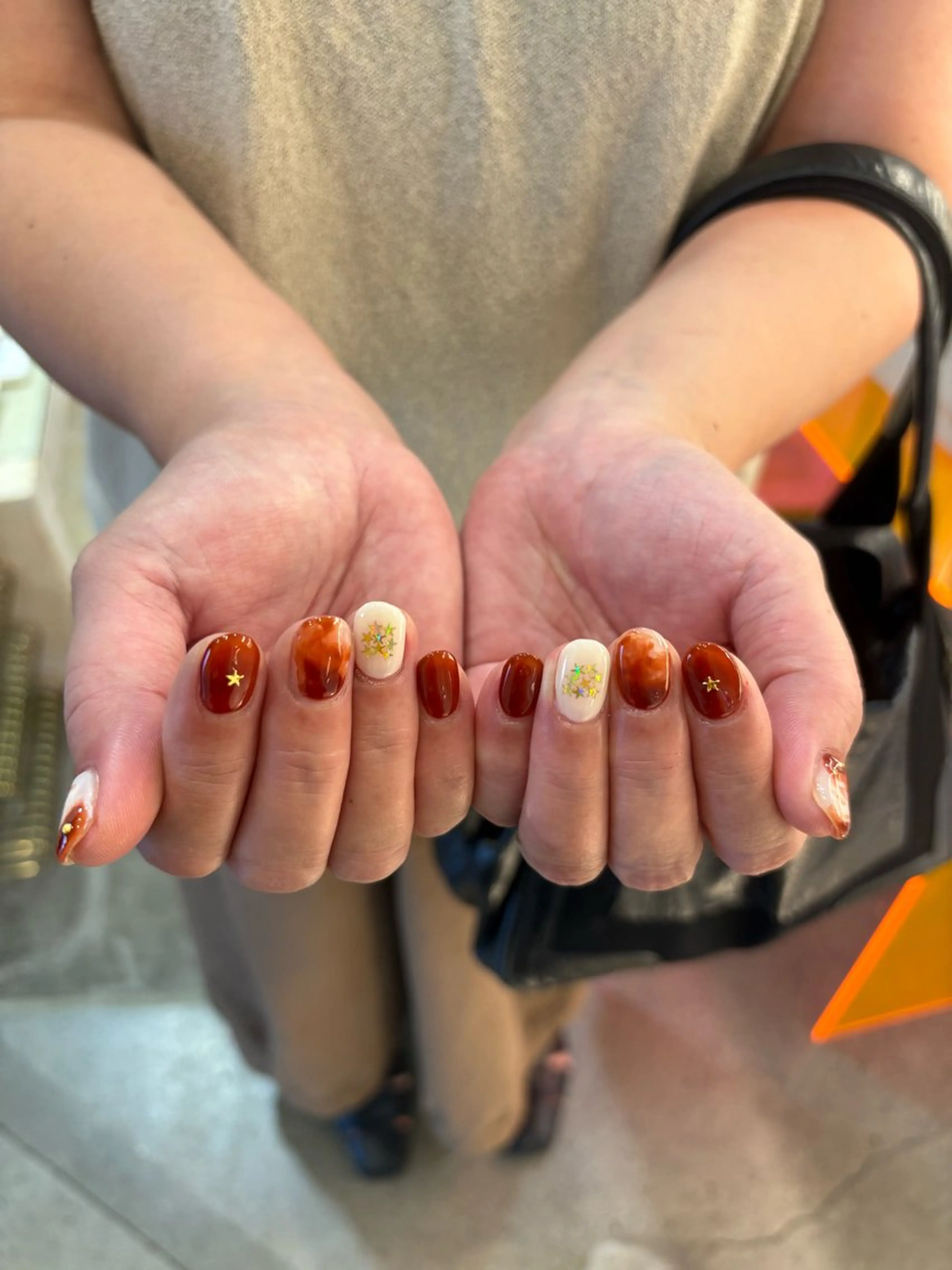 ネイル whitepaper 🎀airiのネイルデザイン