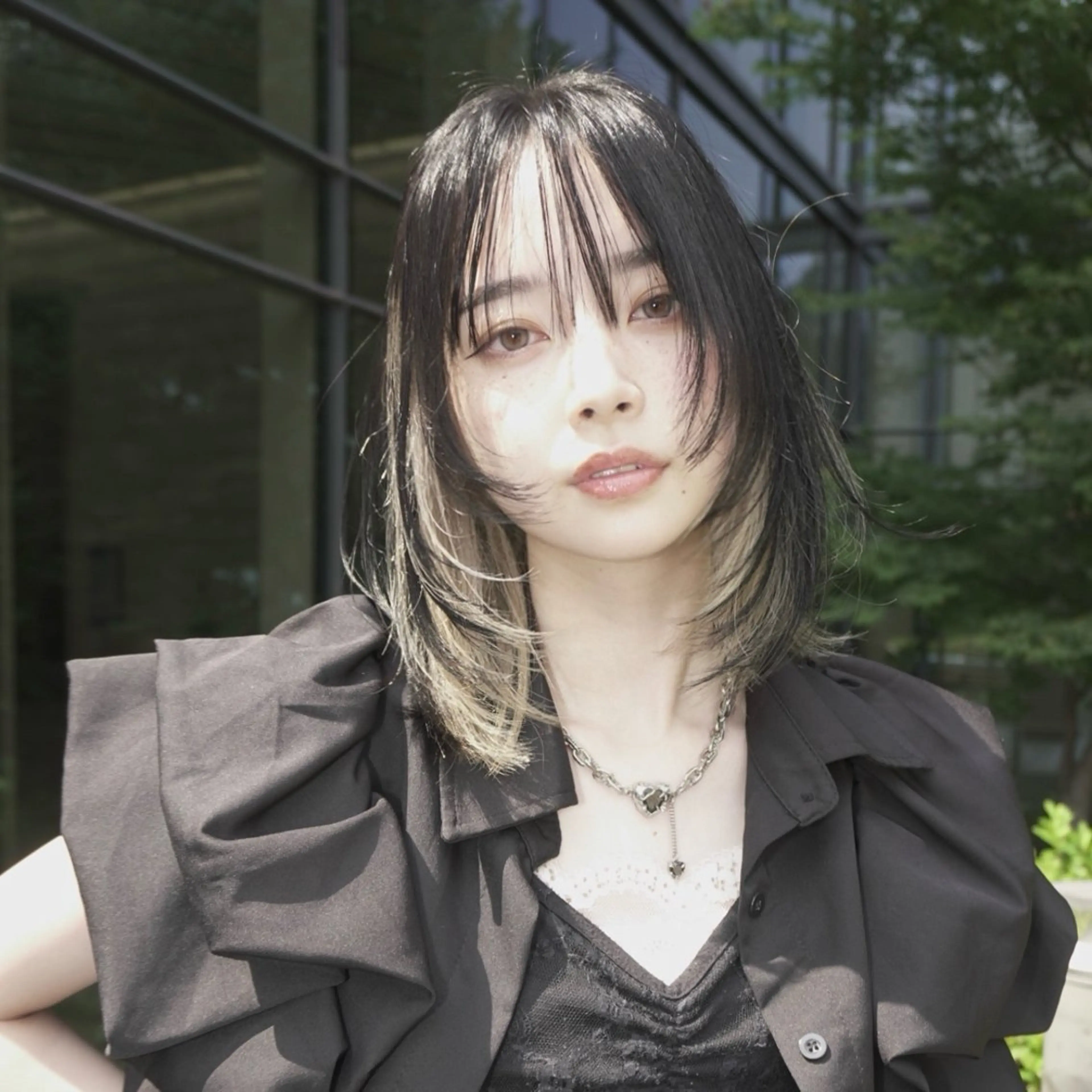 ミディアム たしろ ともきのヘアスタイル