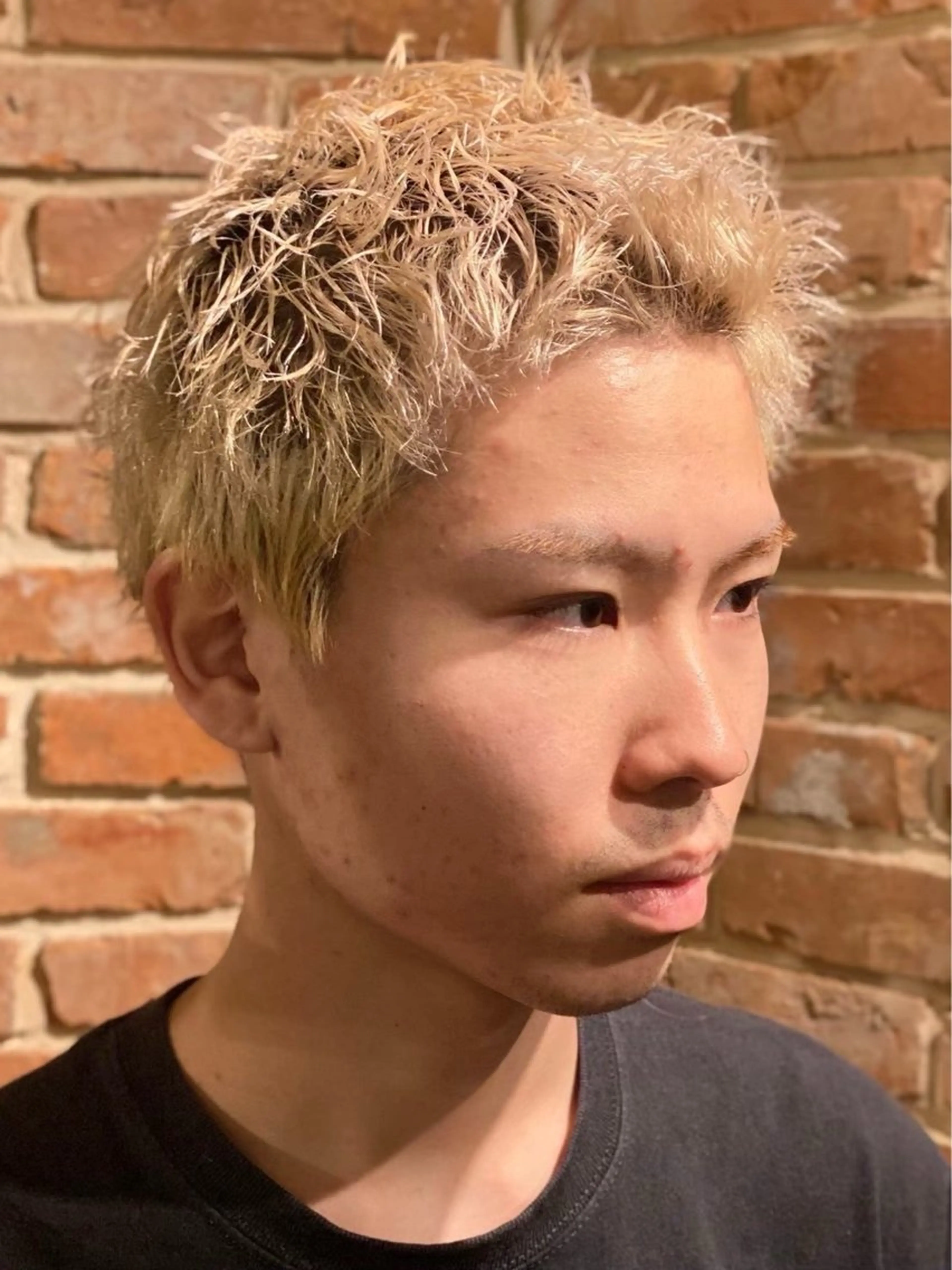 ショート BEYOND THE BARBER所属・阿賀 佑季のヘアスタイル