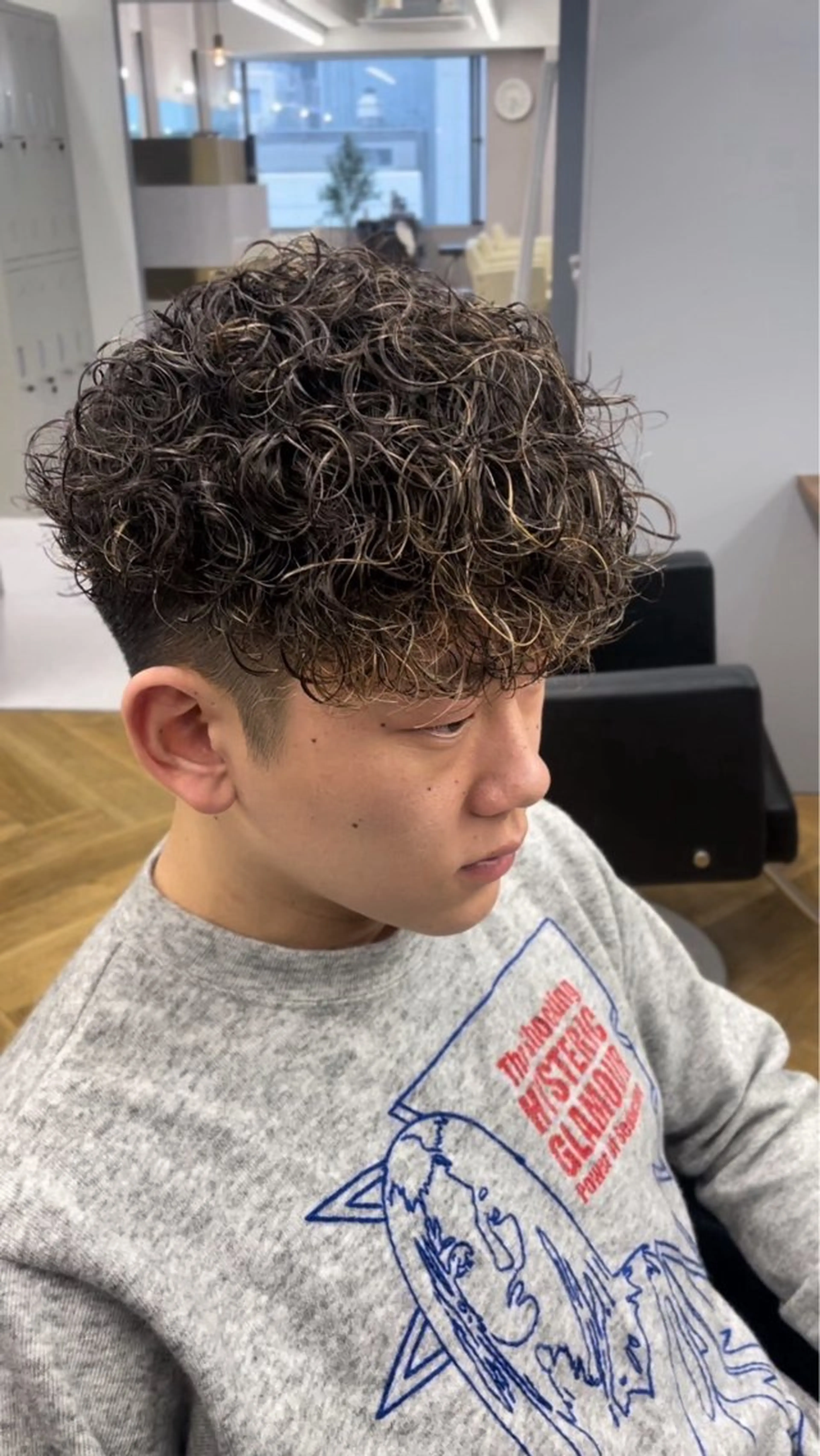 ショート パーマ メンズ メンズパーマ メンズサロンALLES by cica所属・吉井 樂のヘアスタイル