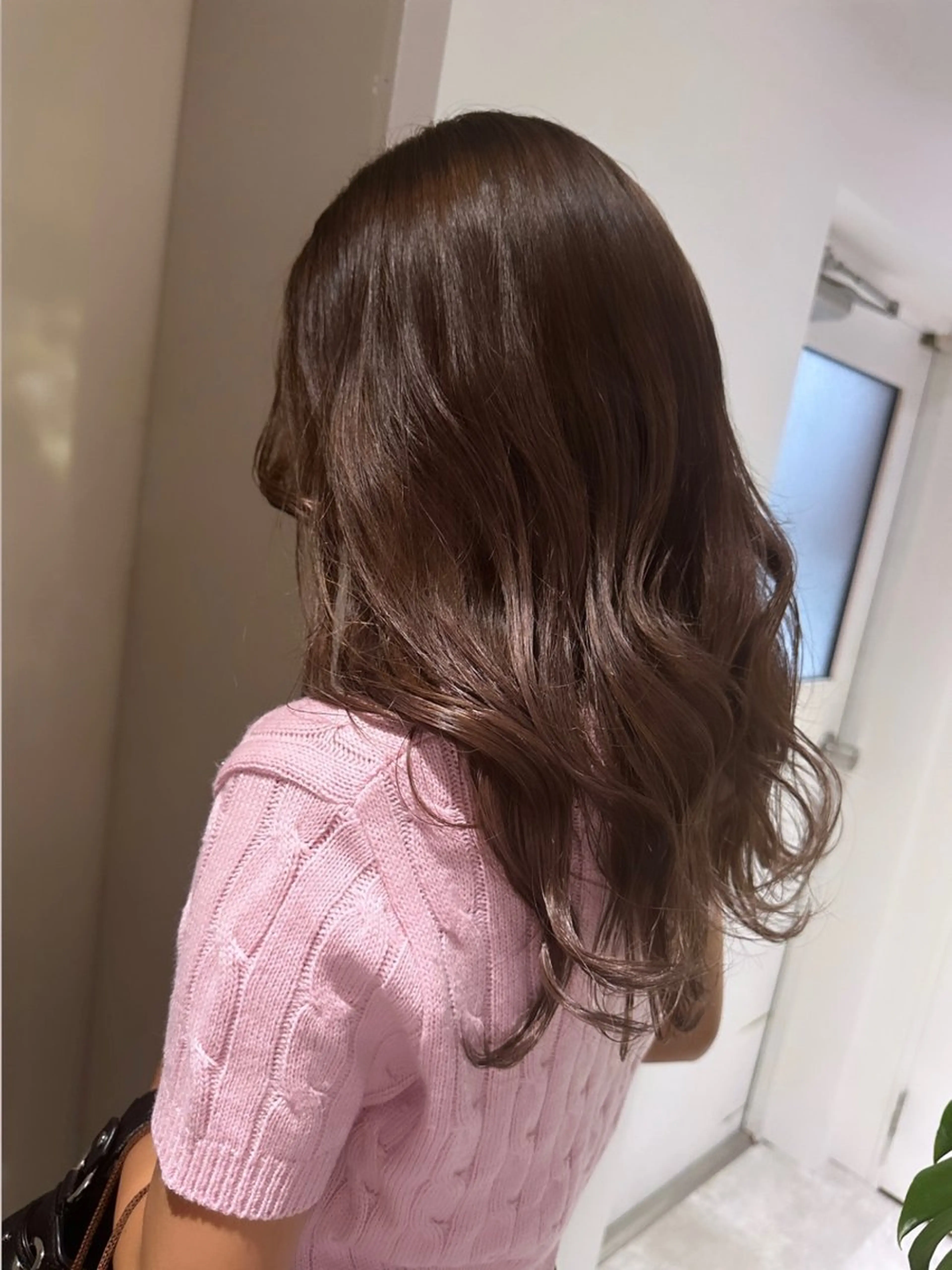 ミディアム カラー ヘアカラー トリートメント ボブ/ダブルカラー 縮毛矯正/支持多数のヘアスタイル