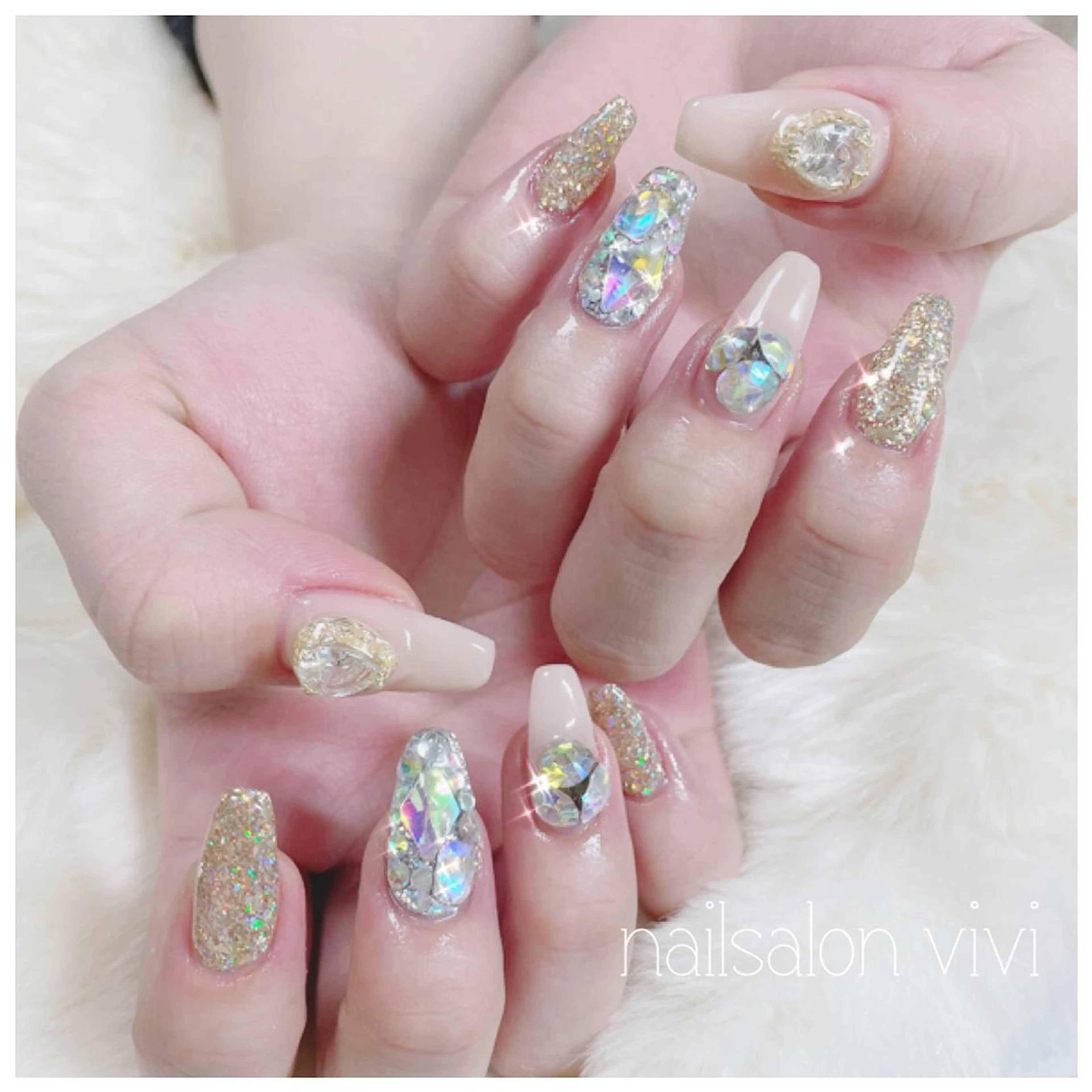 ネイル ＶＩＶＩ nailsalonのネイルデザイン