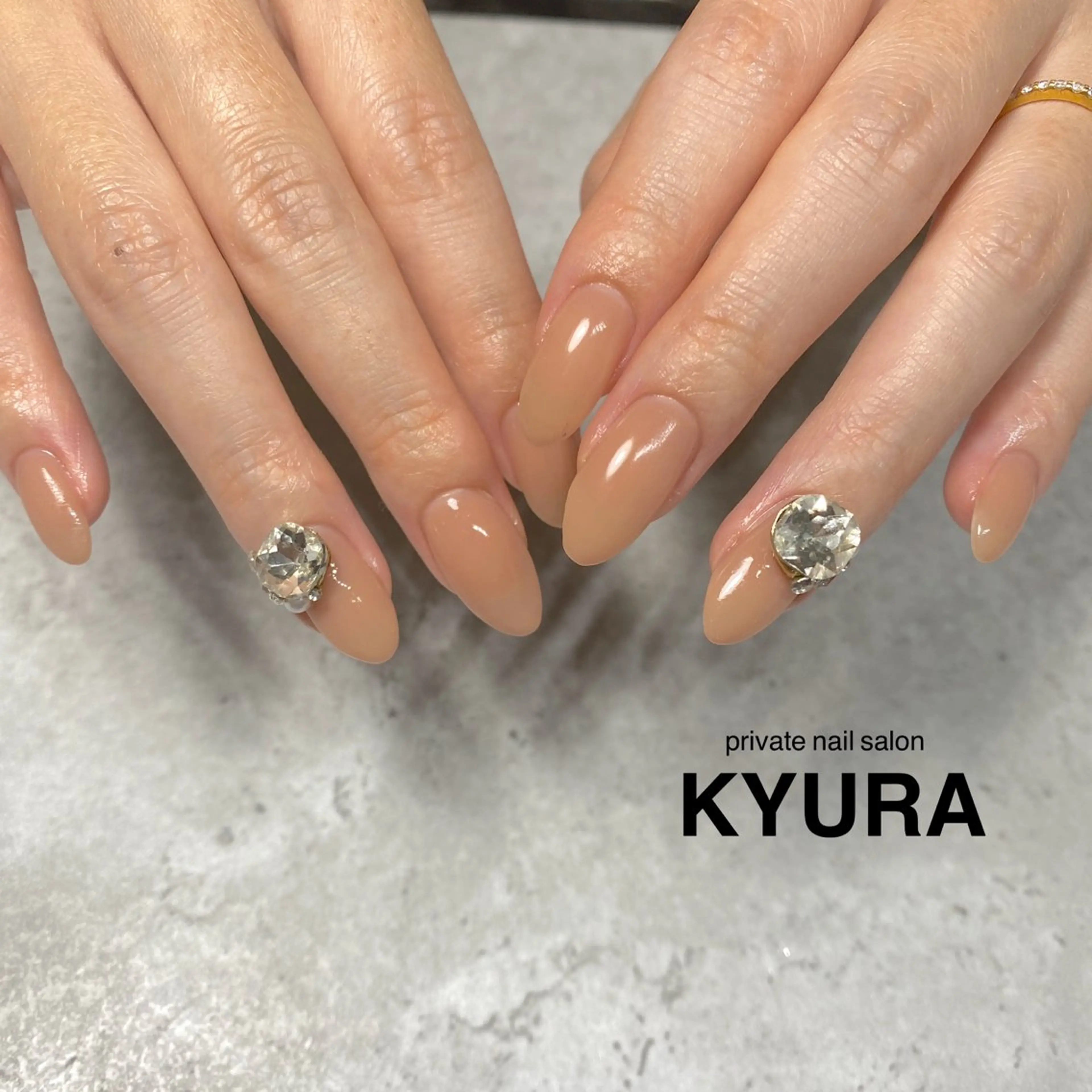 ネイル 持ち込み ワンカラーネイル ハンドネイル 大東市ネイルサロン 【KYURA】ｷｭﾗのネイルデザイン