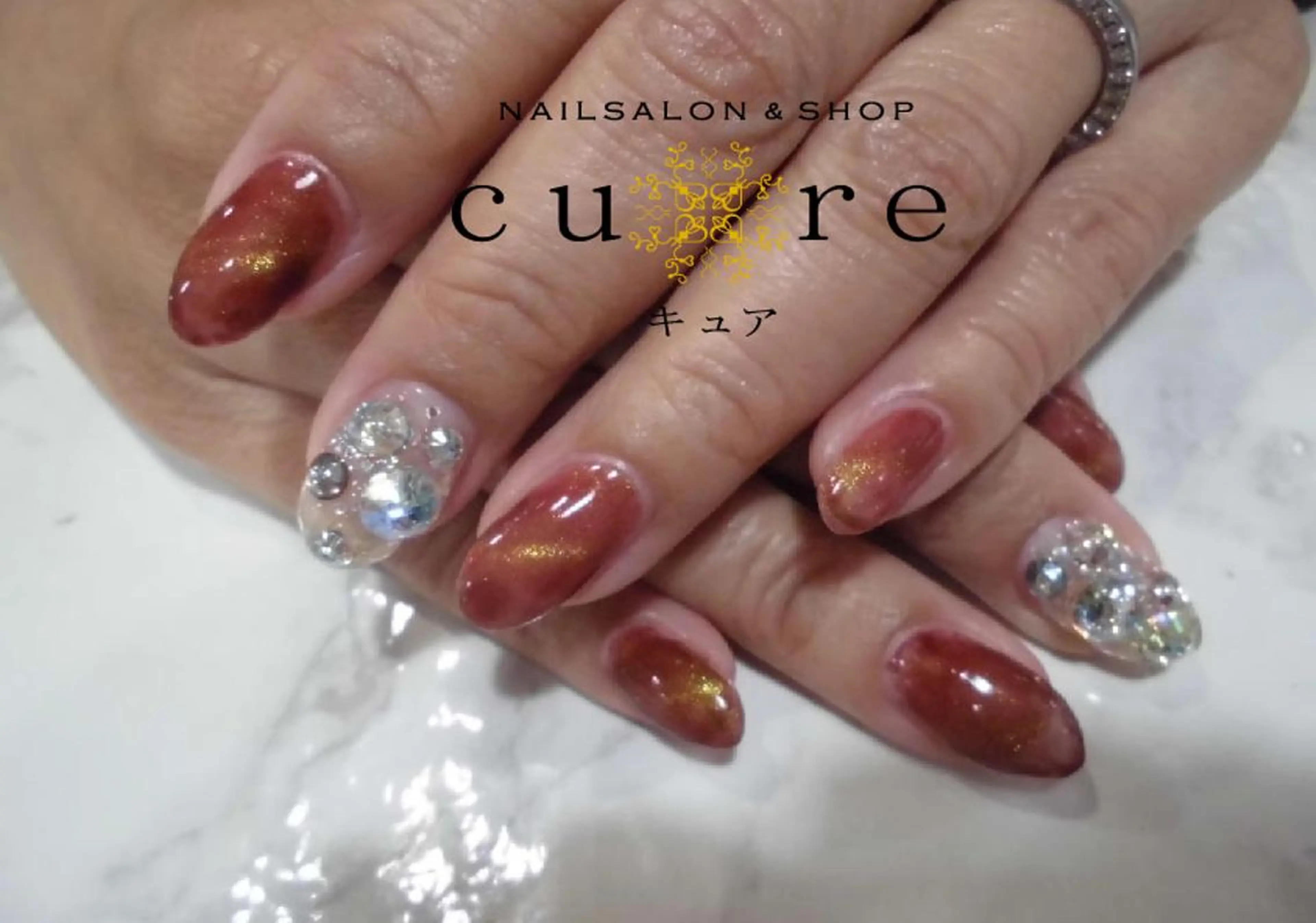 ネイル ジェルネイル ワンカラーネイル ストーンネイル ネイルサロン Cureのネイルデザイン