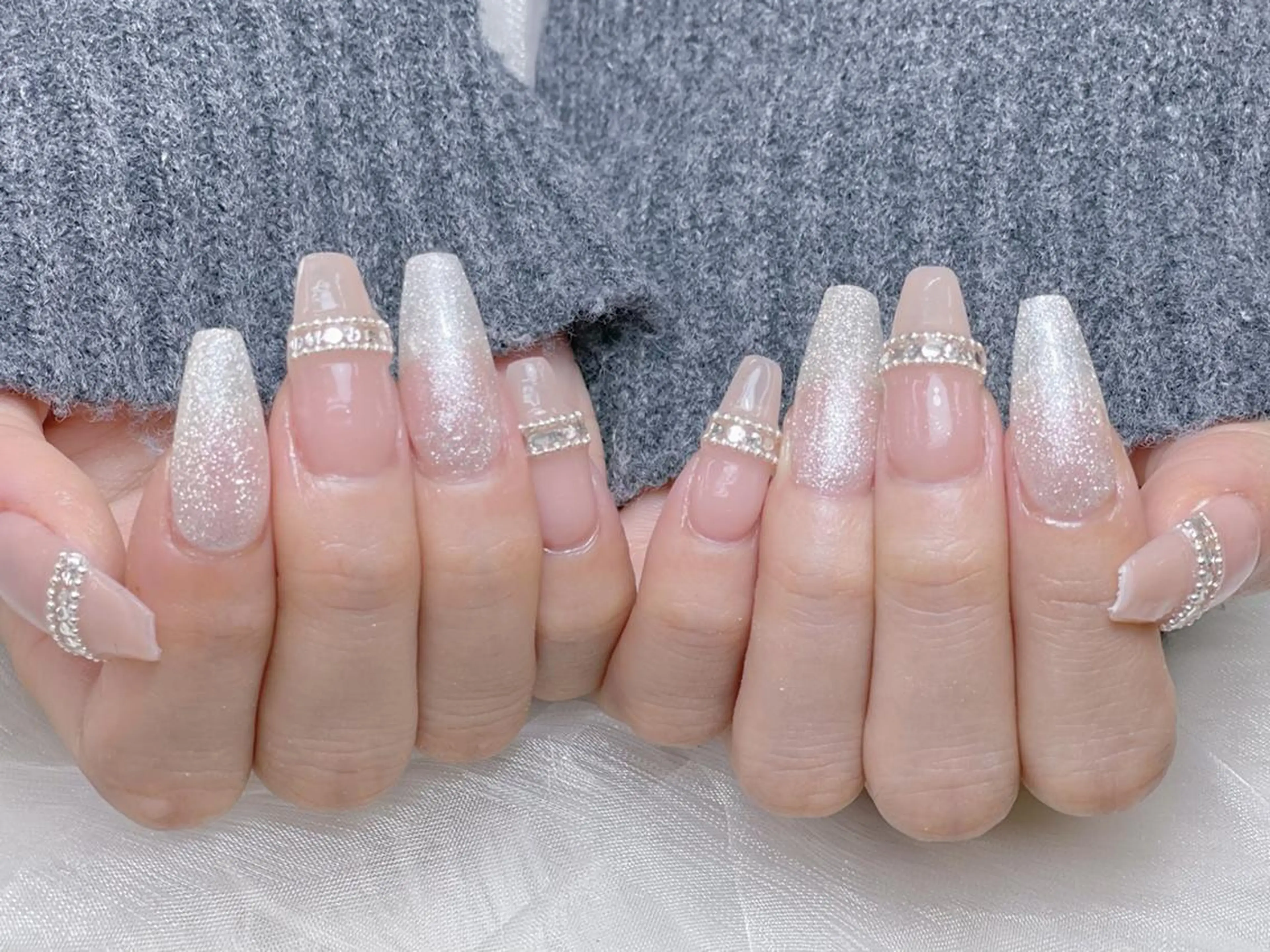 メンズ ネイル メンズ韓国風 アートネイル フレンチネイル ジェルネイル キラキラネイル Bloom kabukiのネイルデザイン