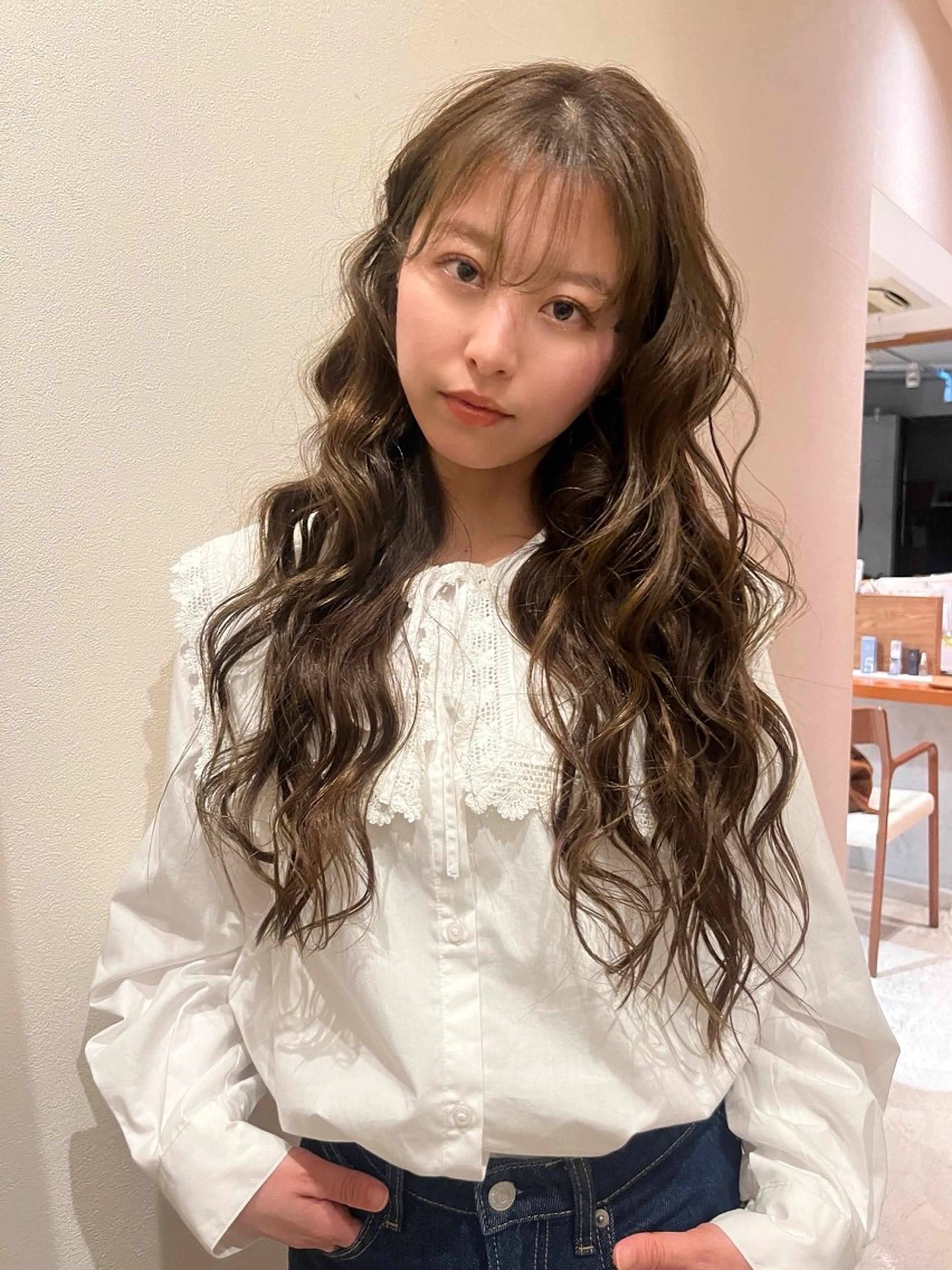 ロング カラー ベージュカラー ブリーチ 透明感カラー ヘーゼル ブリーチなしカラー ヘアカラー Fleur  ✴︎ 西 優希のヘアスタイル