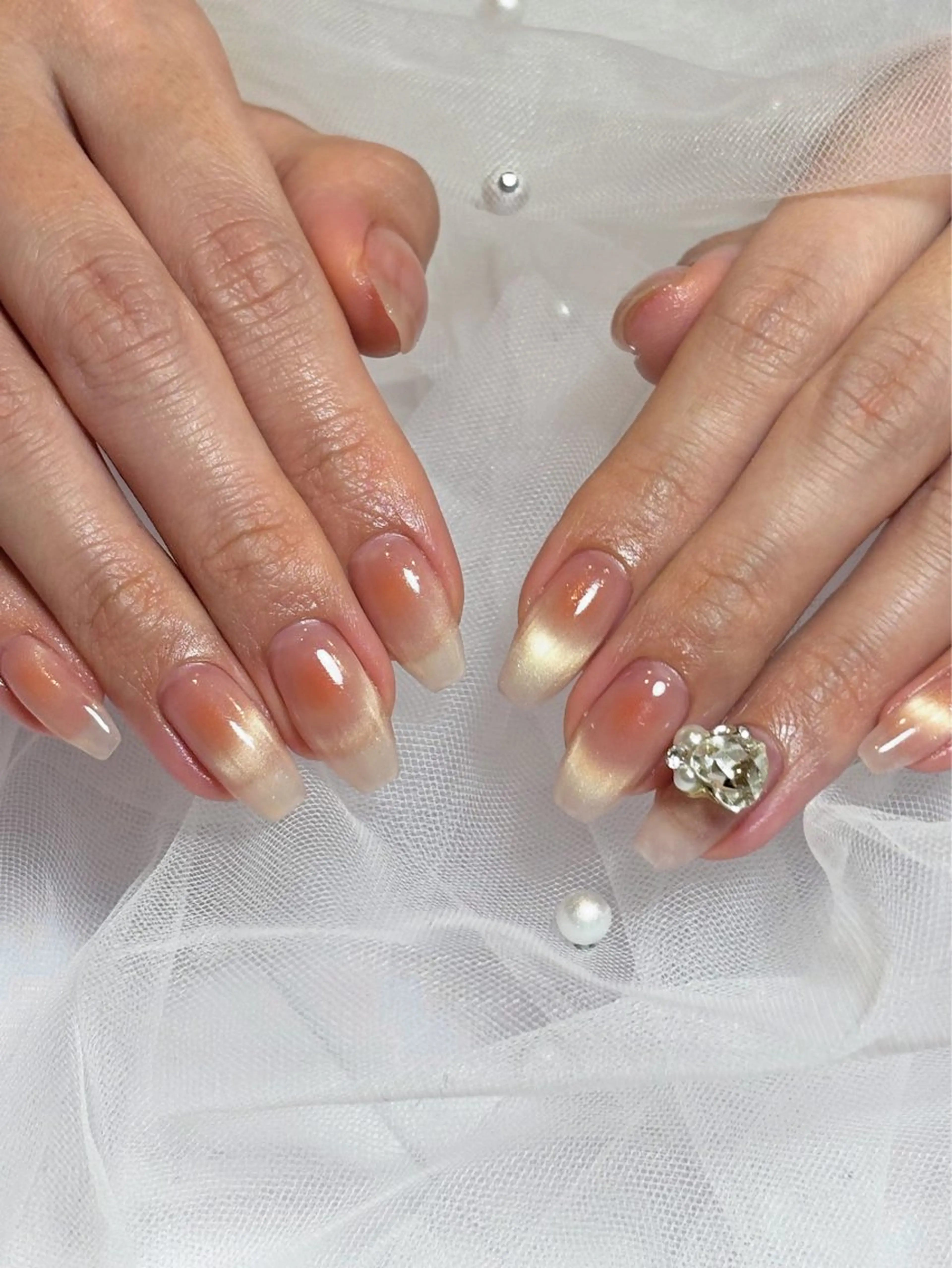 ネイル チークネイル 持ち込み ハンドネイル アイカール Saekaのネイルデザイン