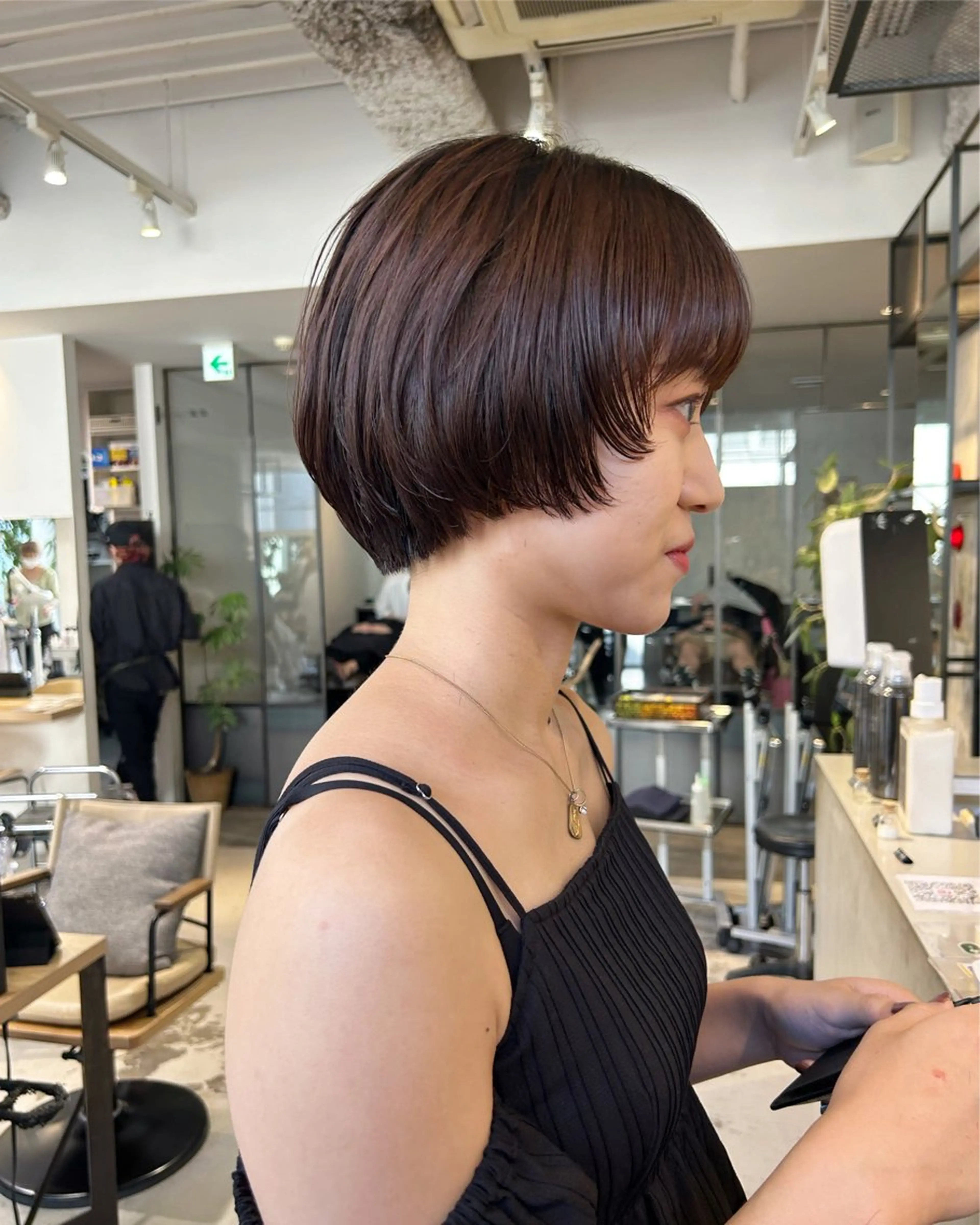 ショート 津葉井 麗奈のヘアスタイル