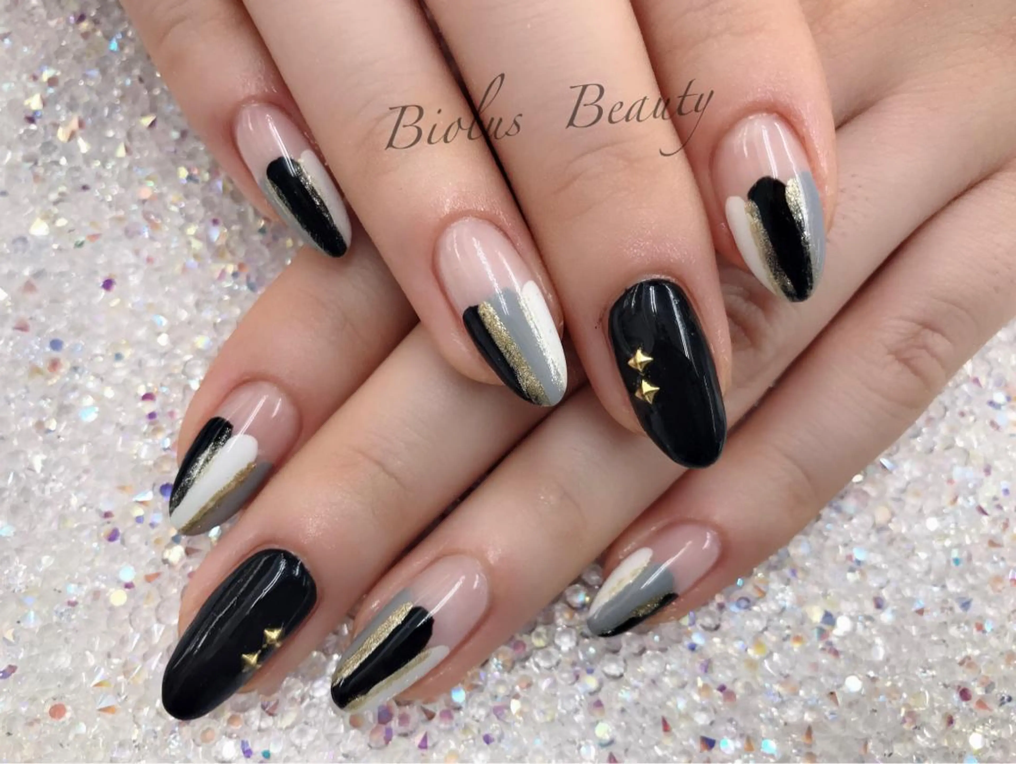 ネイル vimore ネイルサロンのネイルデザイン