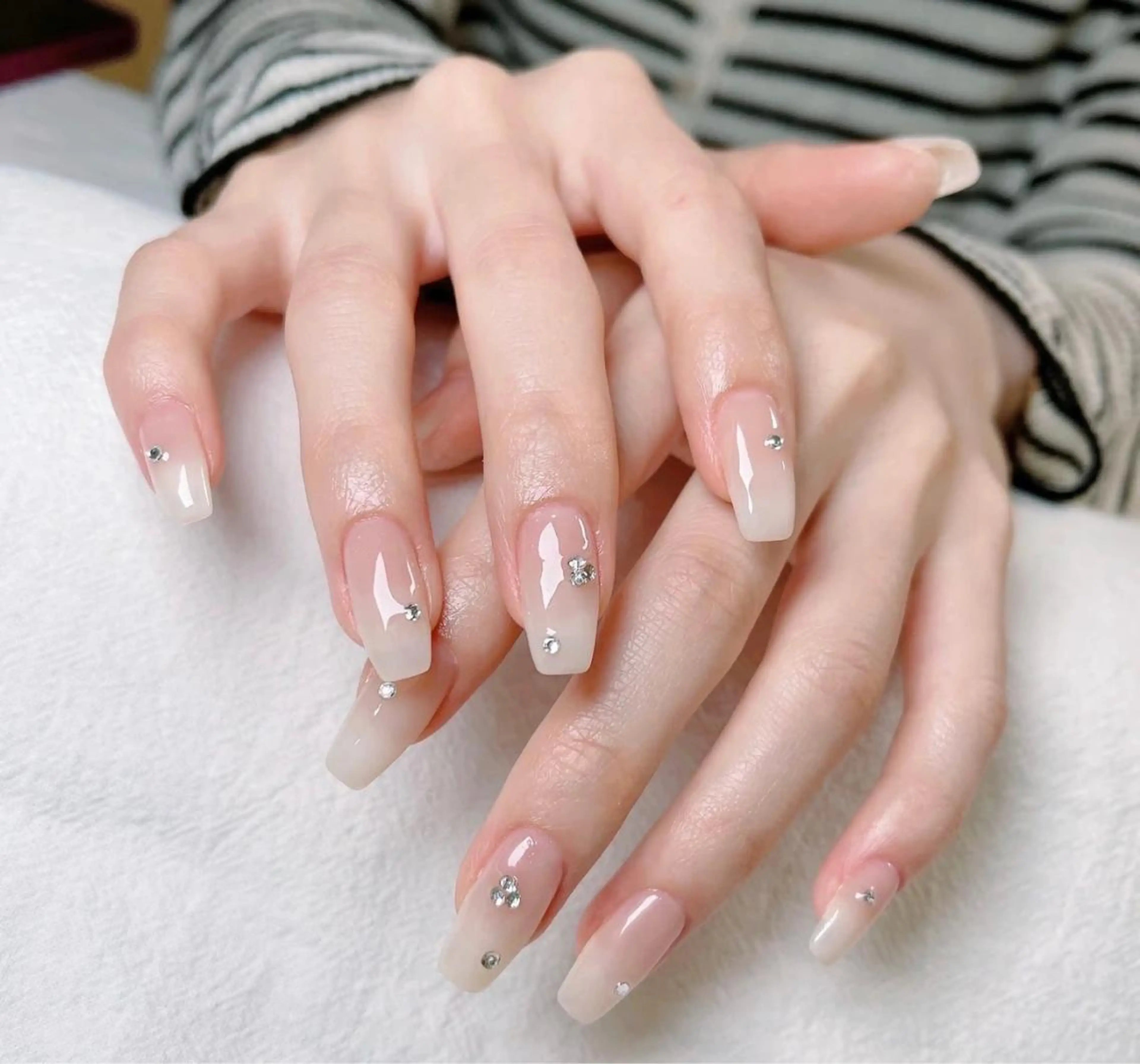 ネイル ハンドネイル 💅E•U•B NAIL🌹所属・横浜市中区曙町 ネイルE·U·Bのネイルデザイン