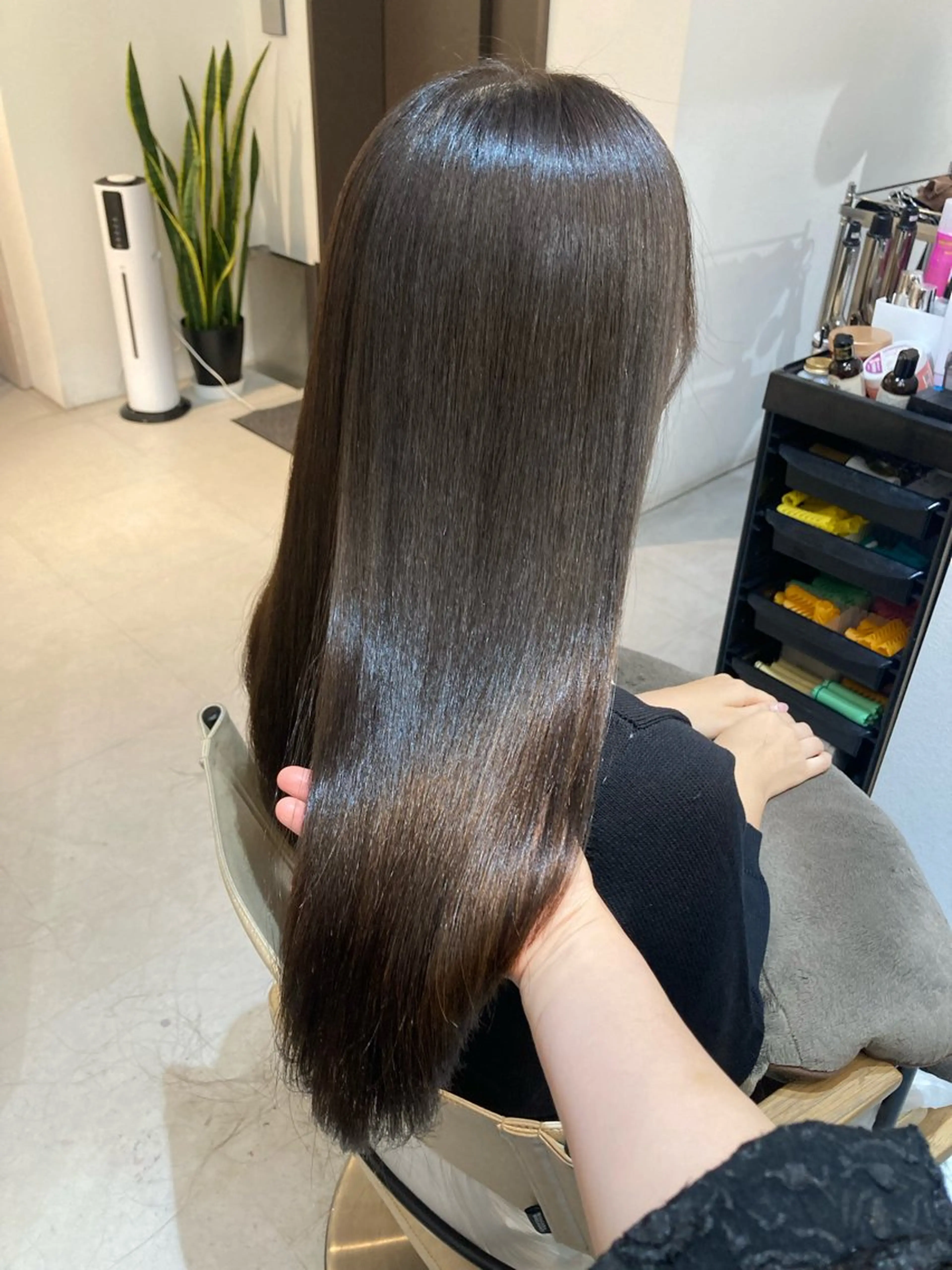 ロング カット ヘアカラー トリートメント ✨色持ちの良い艶 カラー✨蟹江真世のヘアスタイル