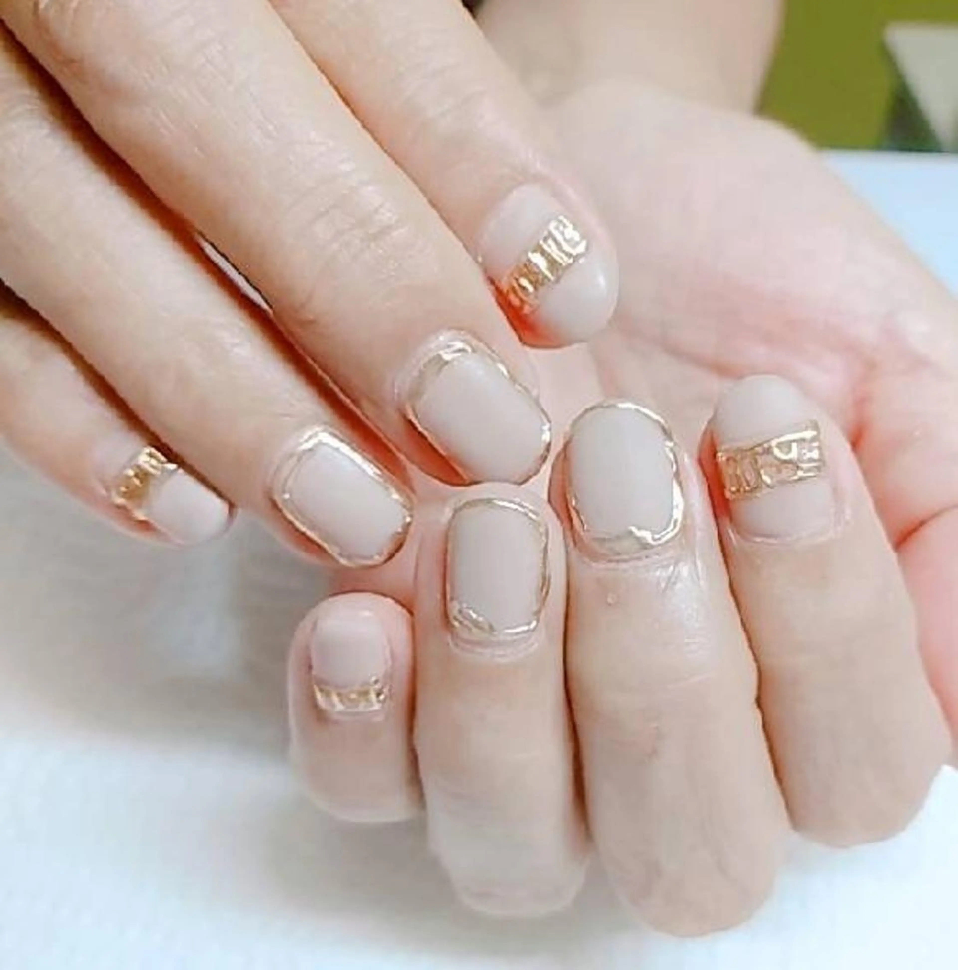 ネイル マットネイル ミラーネイル ハンドネイル ハンドケア プライベートサロン RosyLily所属・プライベートサロン Rosy Lilyのネイルデザイン