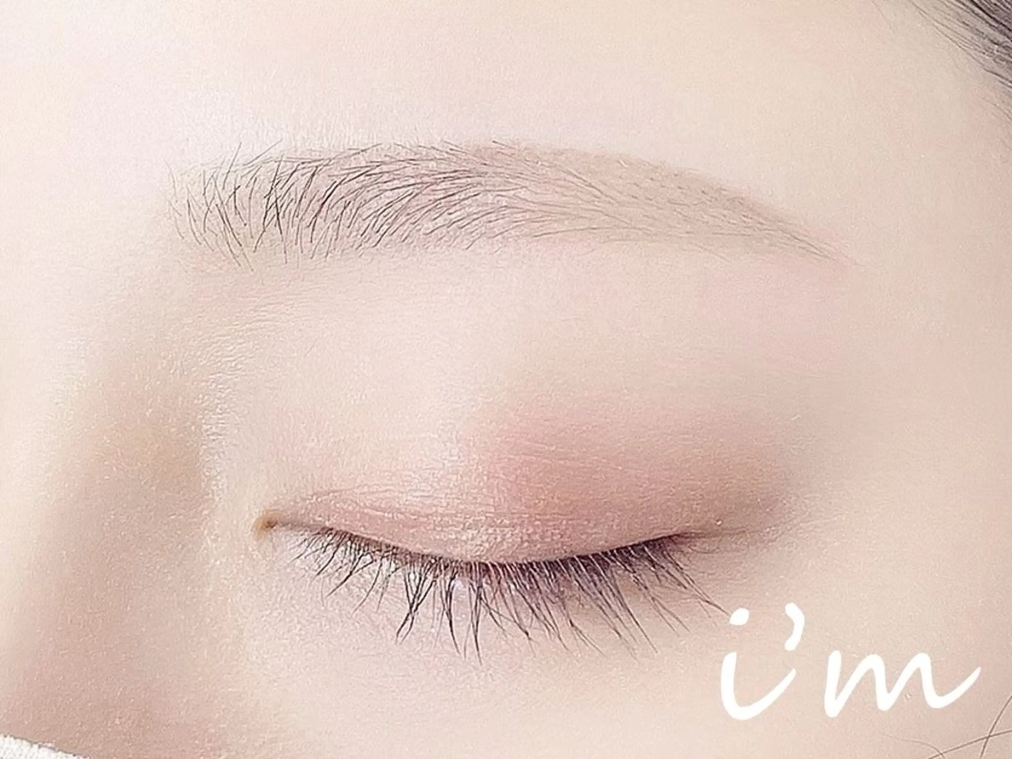 学割U24🎓《ナチュラル眉🌱》美眉アイブロウWAX＋間引き (メイク込) ¥4500の写真