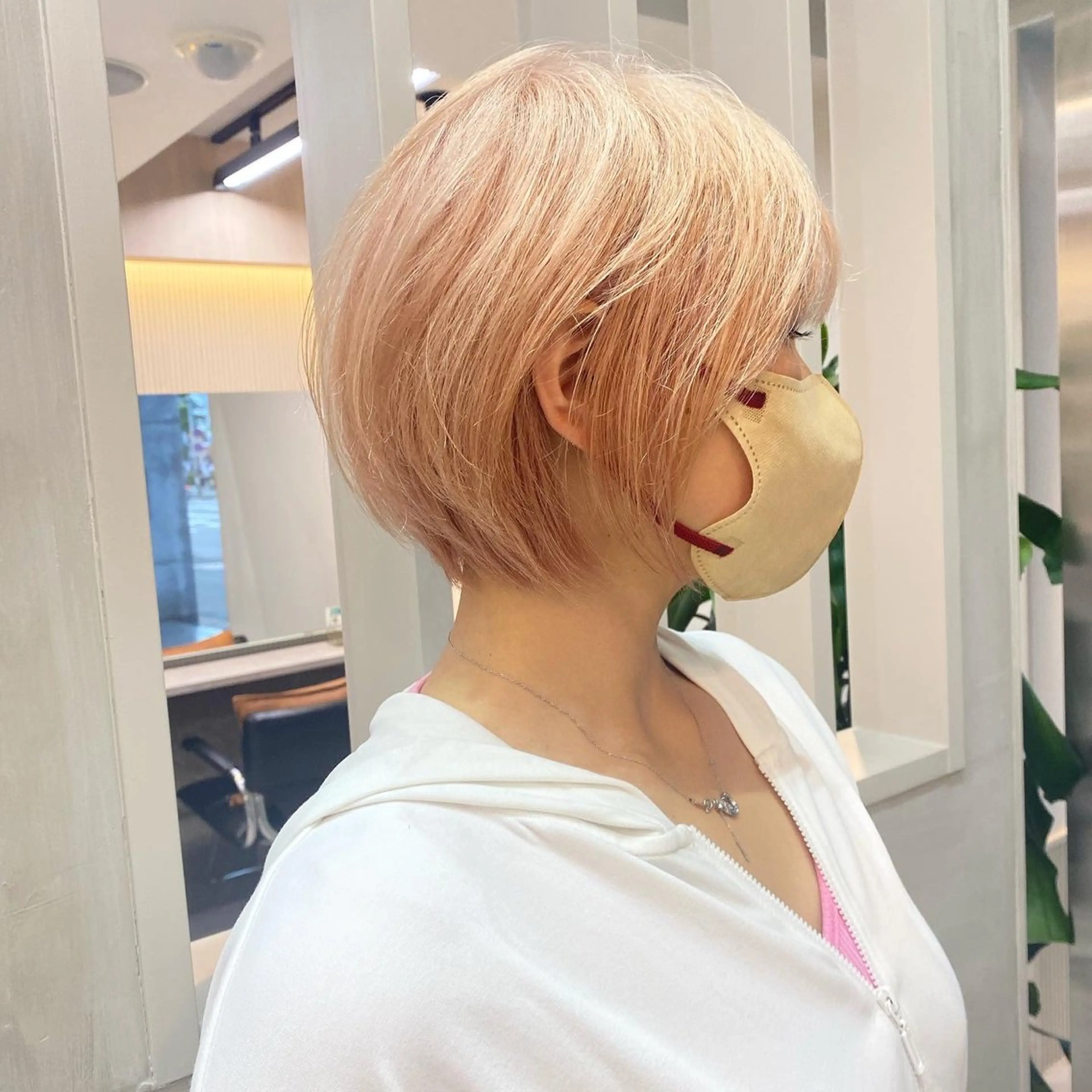 ショート カラー ショートヘア 小顔カット カット ヘアカラー トリートメント ヘッドスパ 木原良 (キハラ リョウ)のヘアスタイル